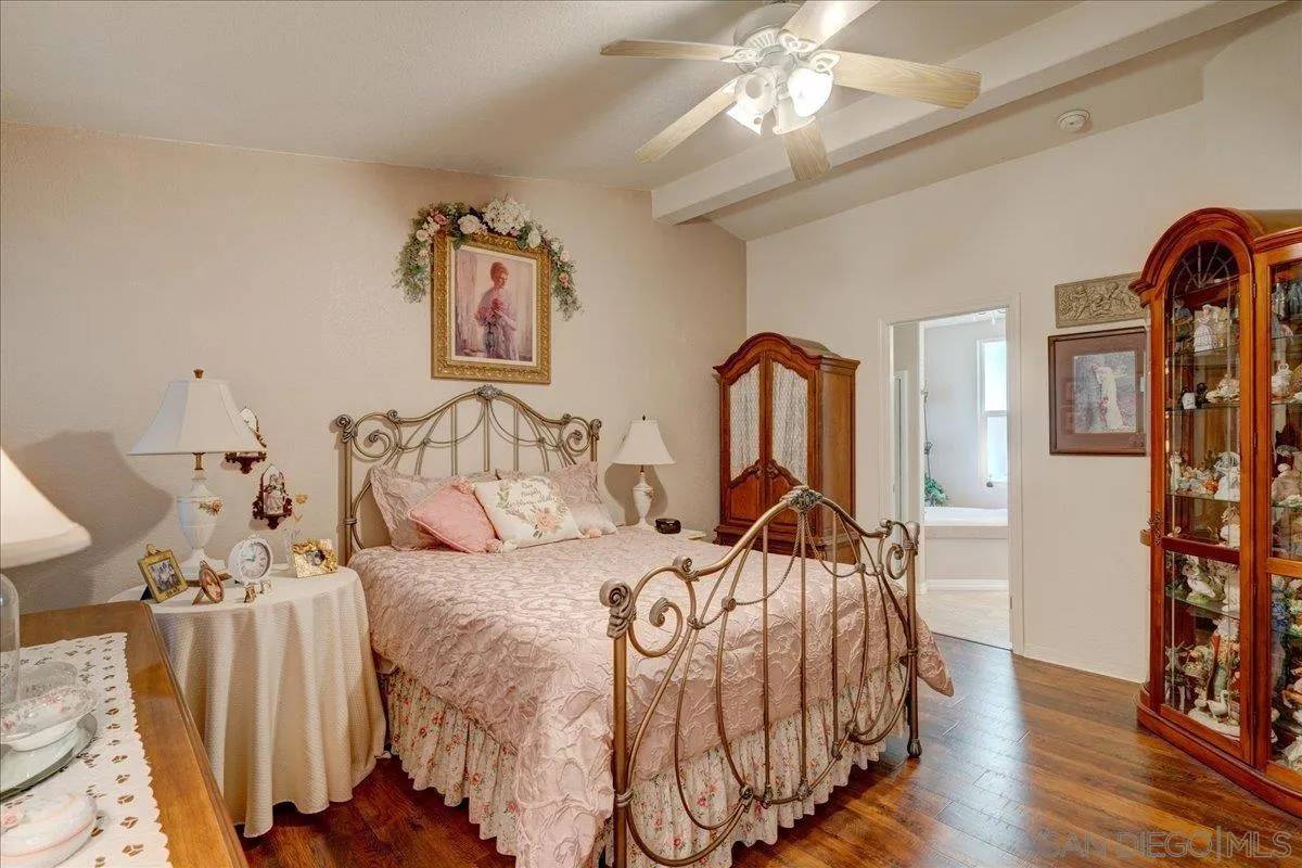 San Diego, CA 92126,10771 Black Mountain Road #43