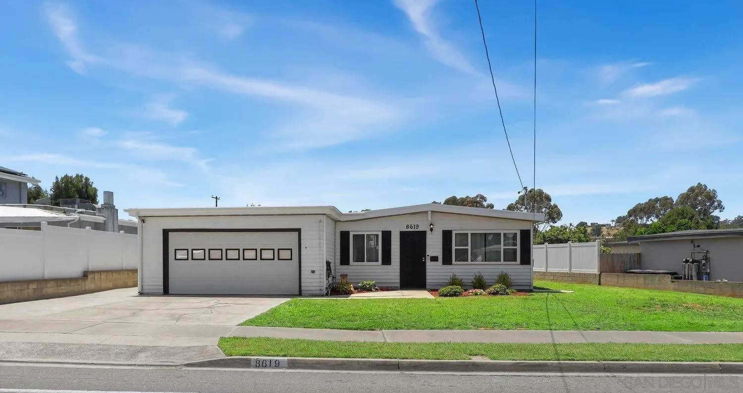 Spring Valley, CA 91977,8619 Harness St