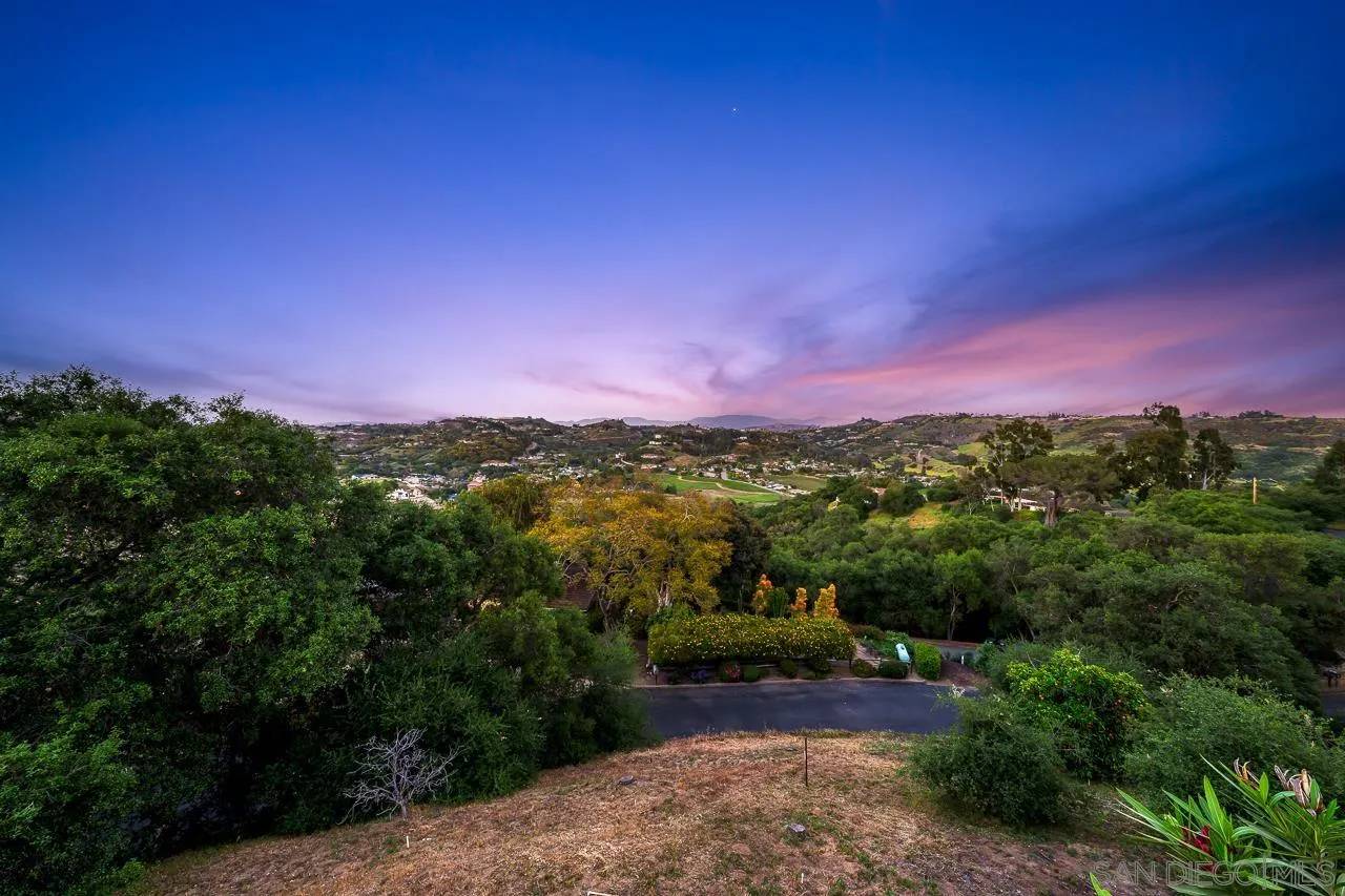 Fallbrook, CA 92028,3053 Skycrest Dr