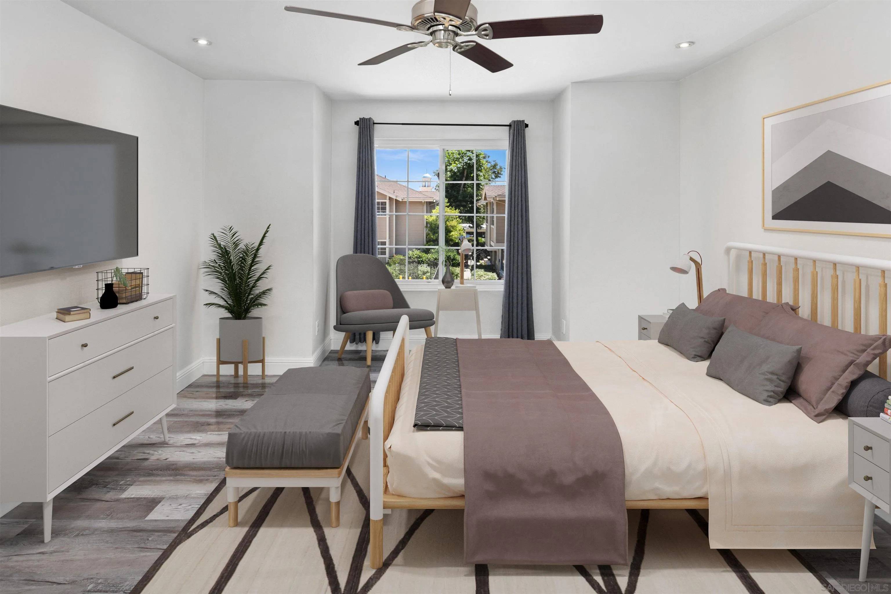 Lemon Grove, CA 91945,3515 Grove St #209