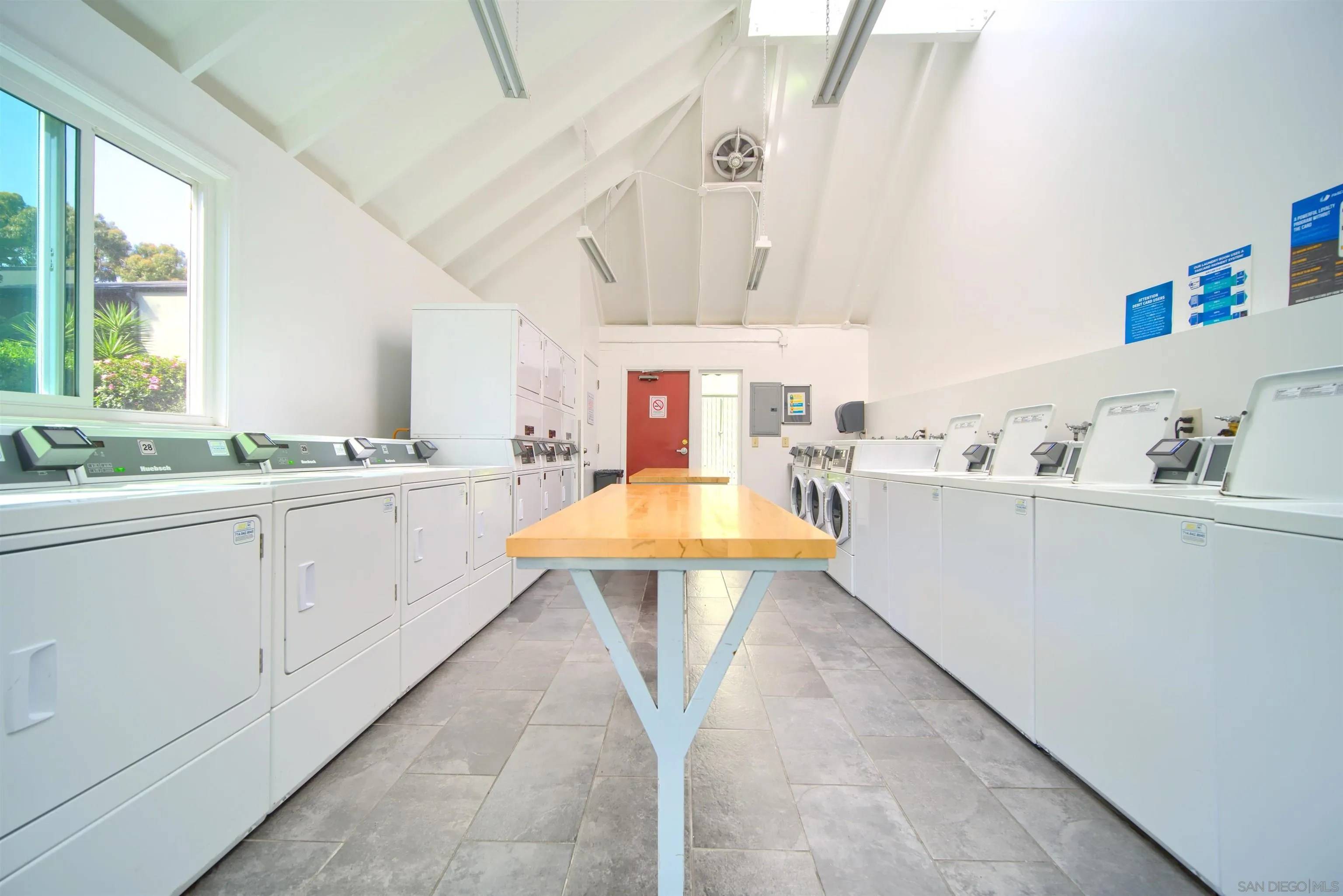 Culver City, CA 90230,4806 Hollow Corner Rd #134