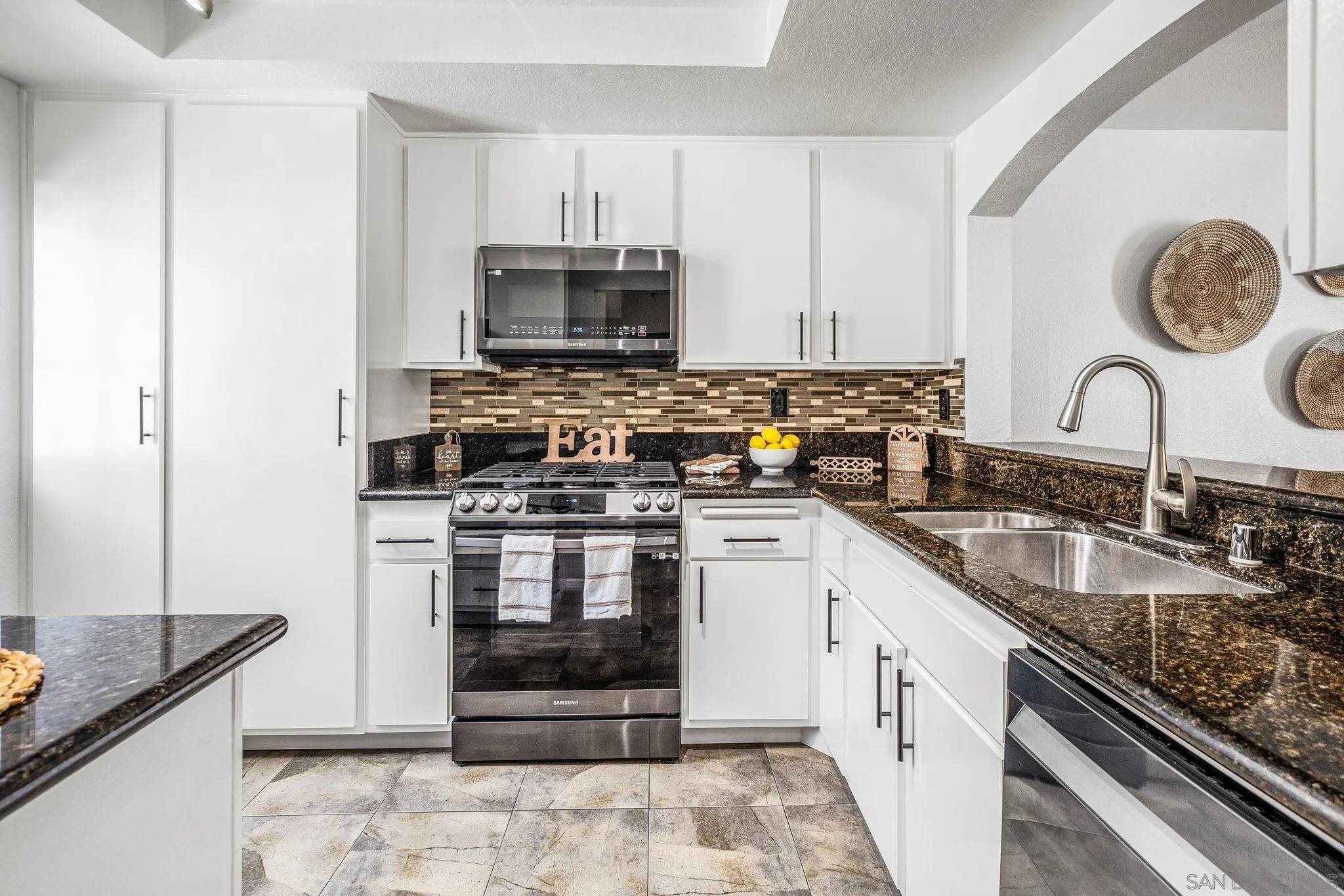 Vista, CA 92081,740 Breeze Hill Rd. #139