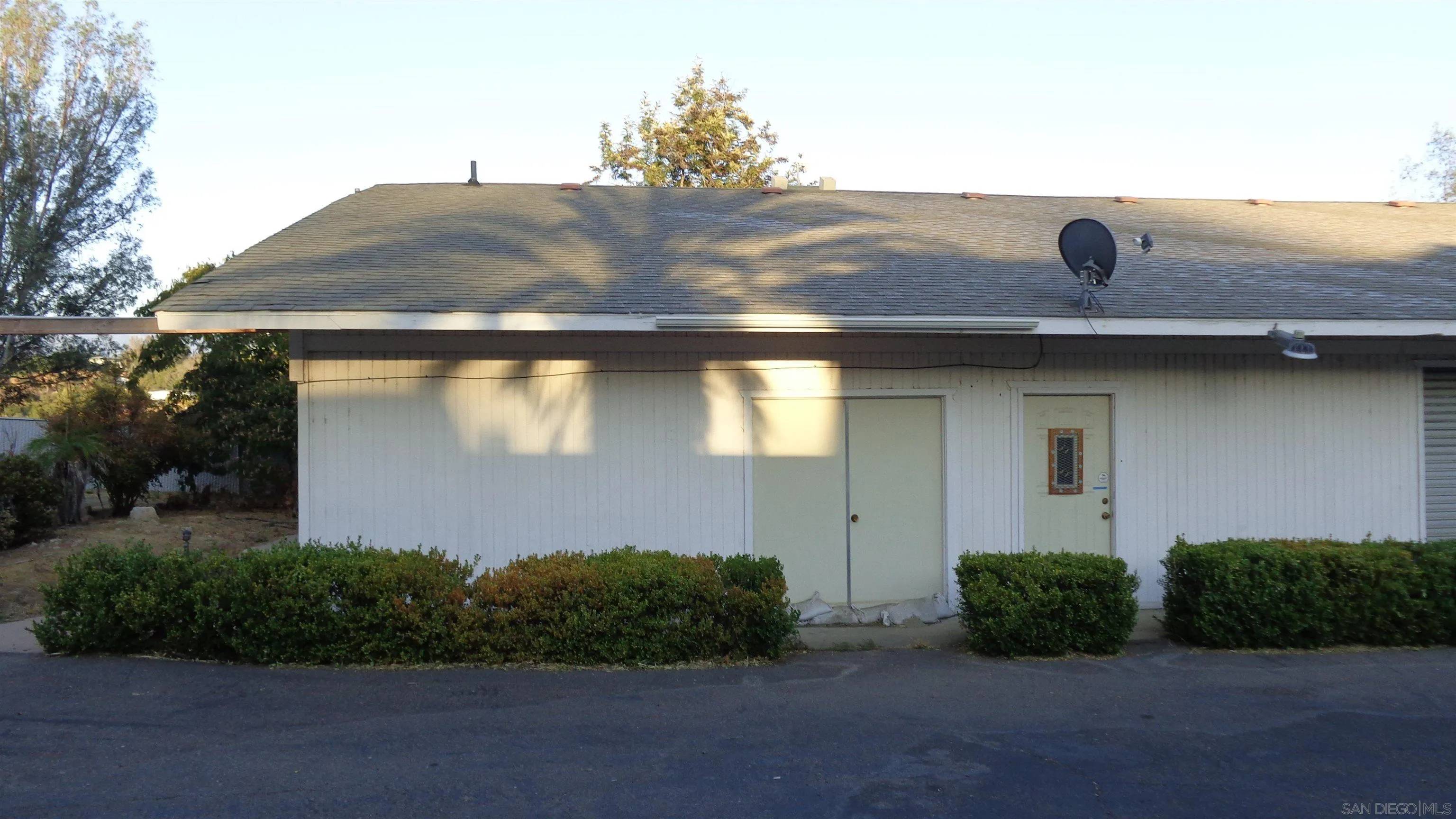 Valley Center, CA 92082,28560 Lilac Rd