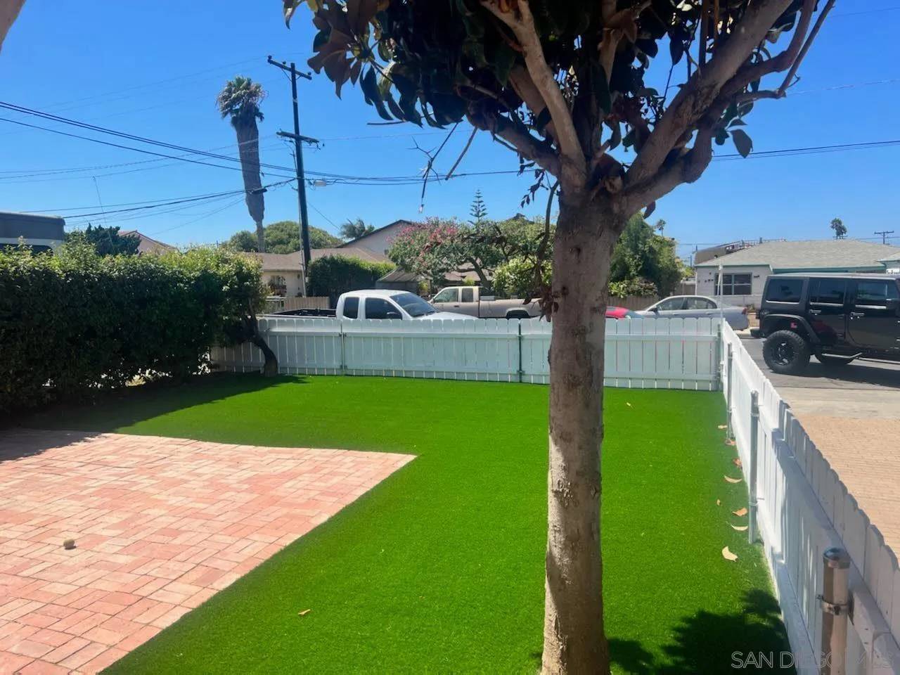 Imperial Beach, CA 91932,411 8 TH