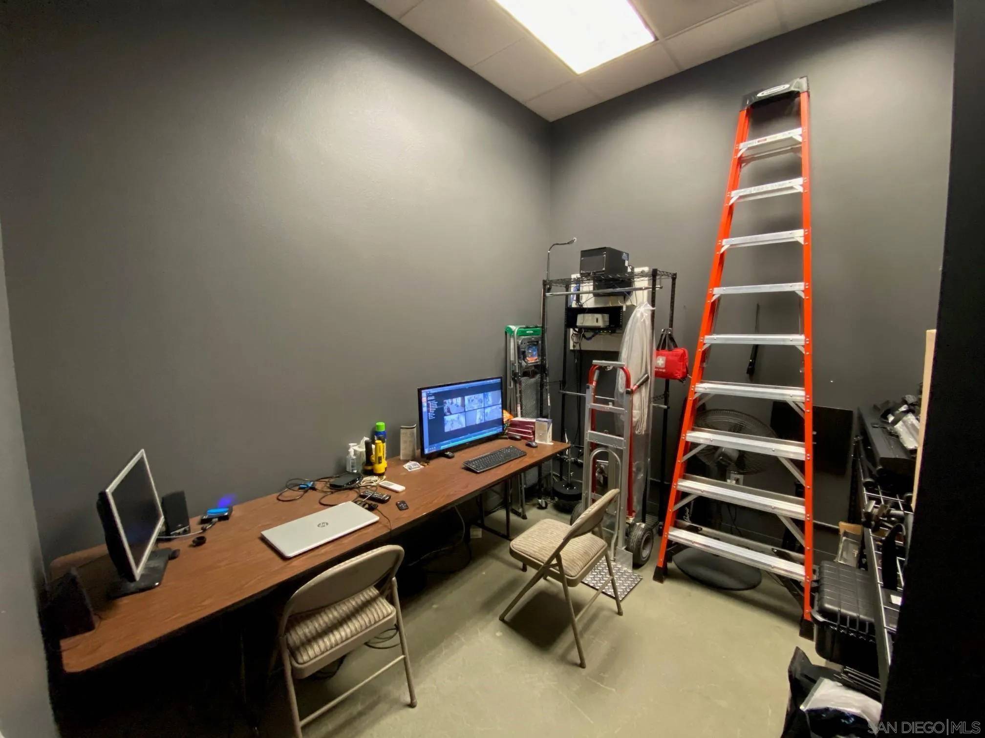 Chula Vista, CA 91914,861 Harold Place