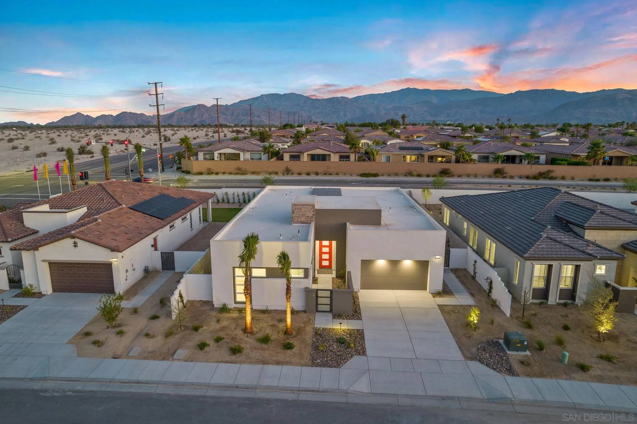 Palm Desert, CA 92211,75745 Monatge PKWY