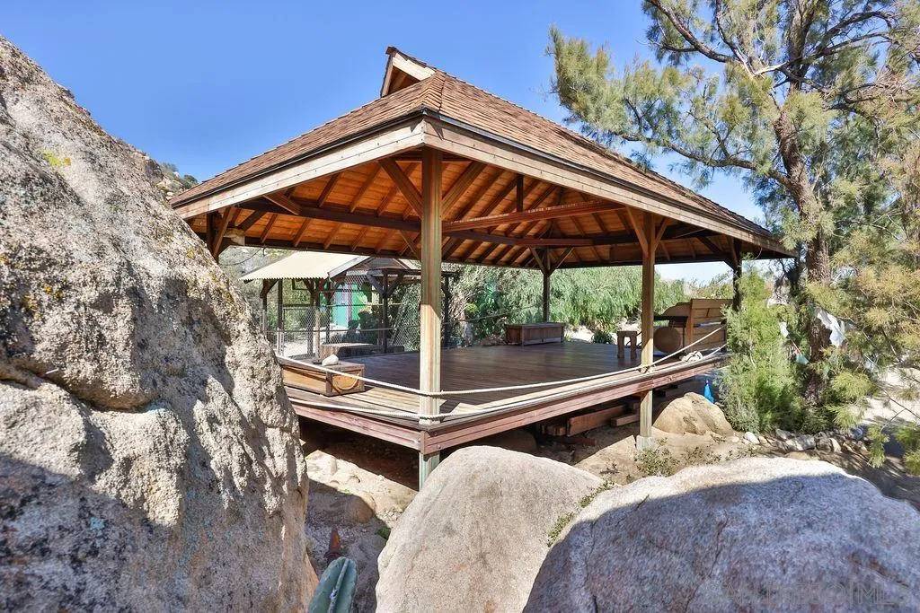 Jacumba, CA 91934,Desert View Tower & 3 Homes