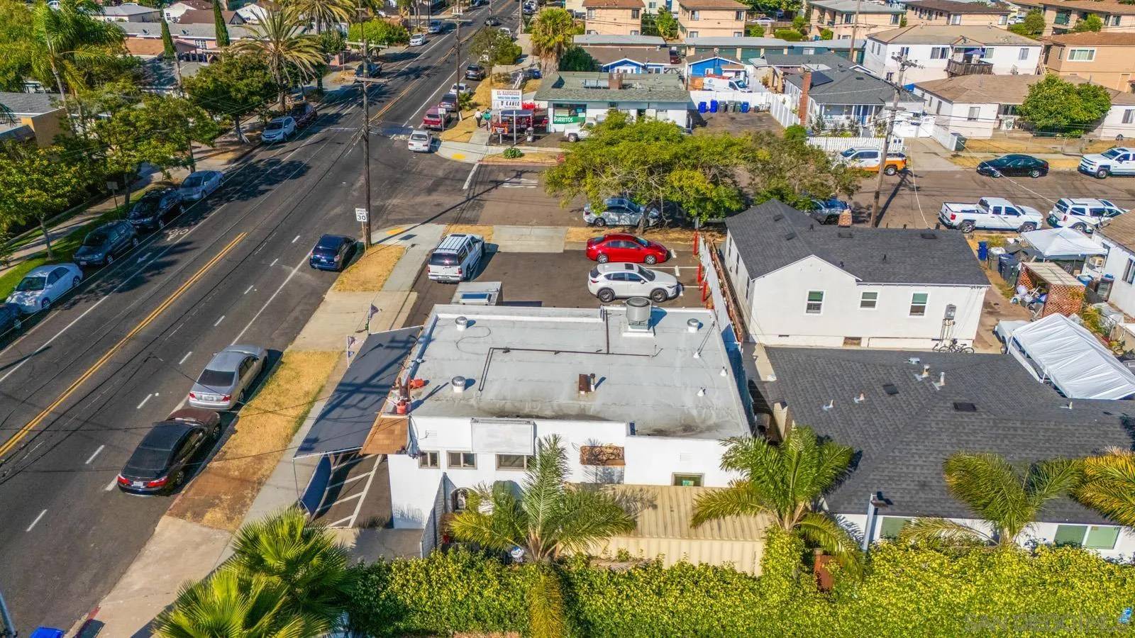National City, CA 91950,832 E 18Th St