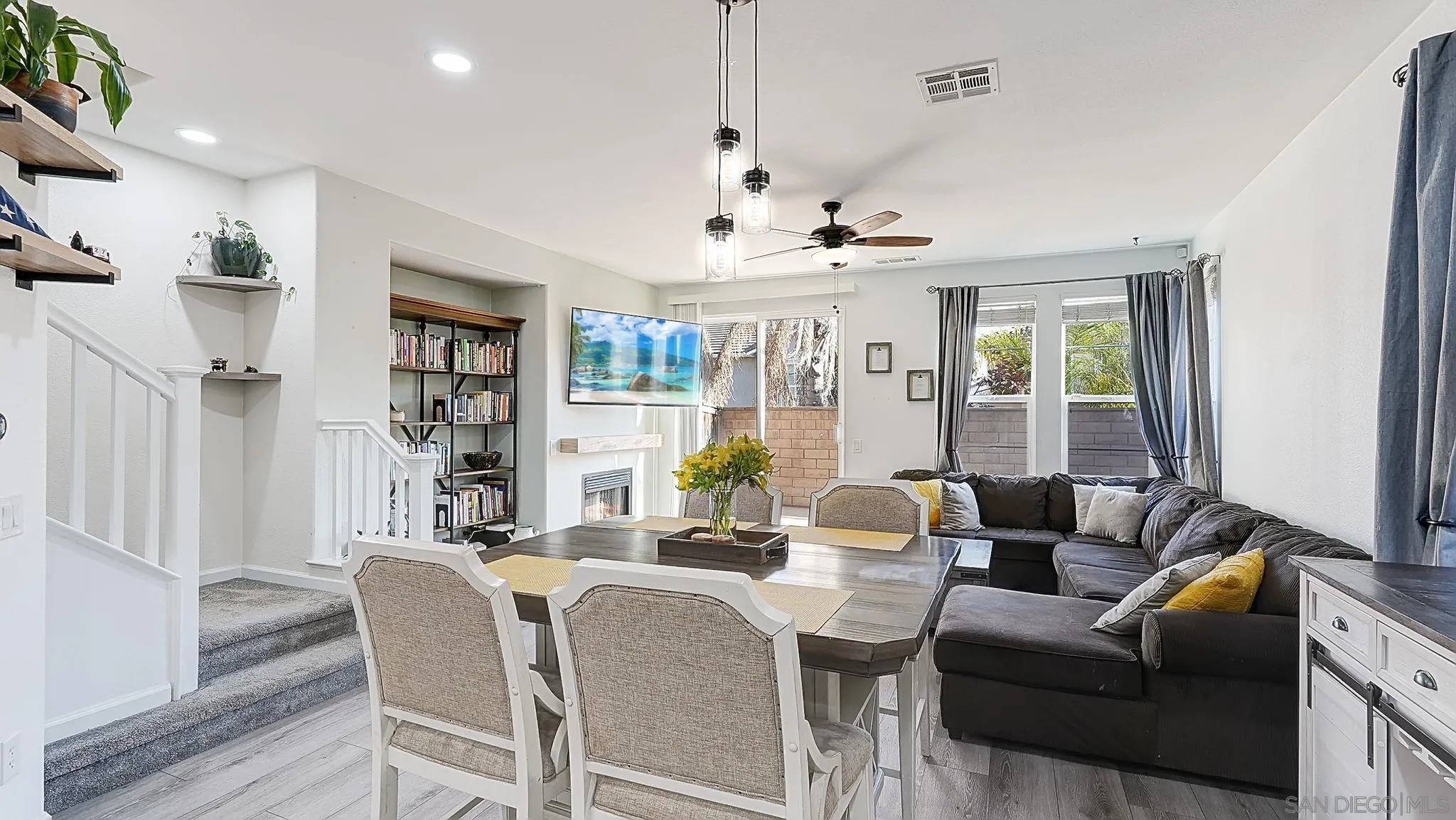 Chula Vista, CA 91914,2122 Cantata Dr #40