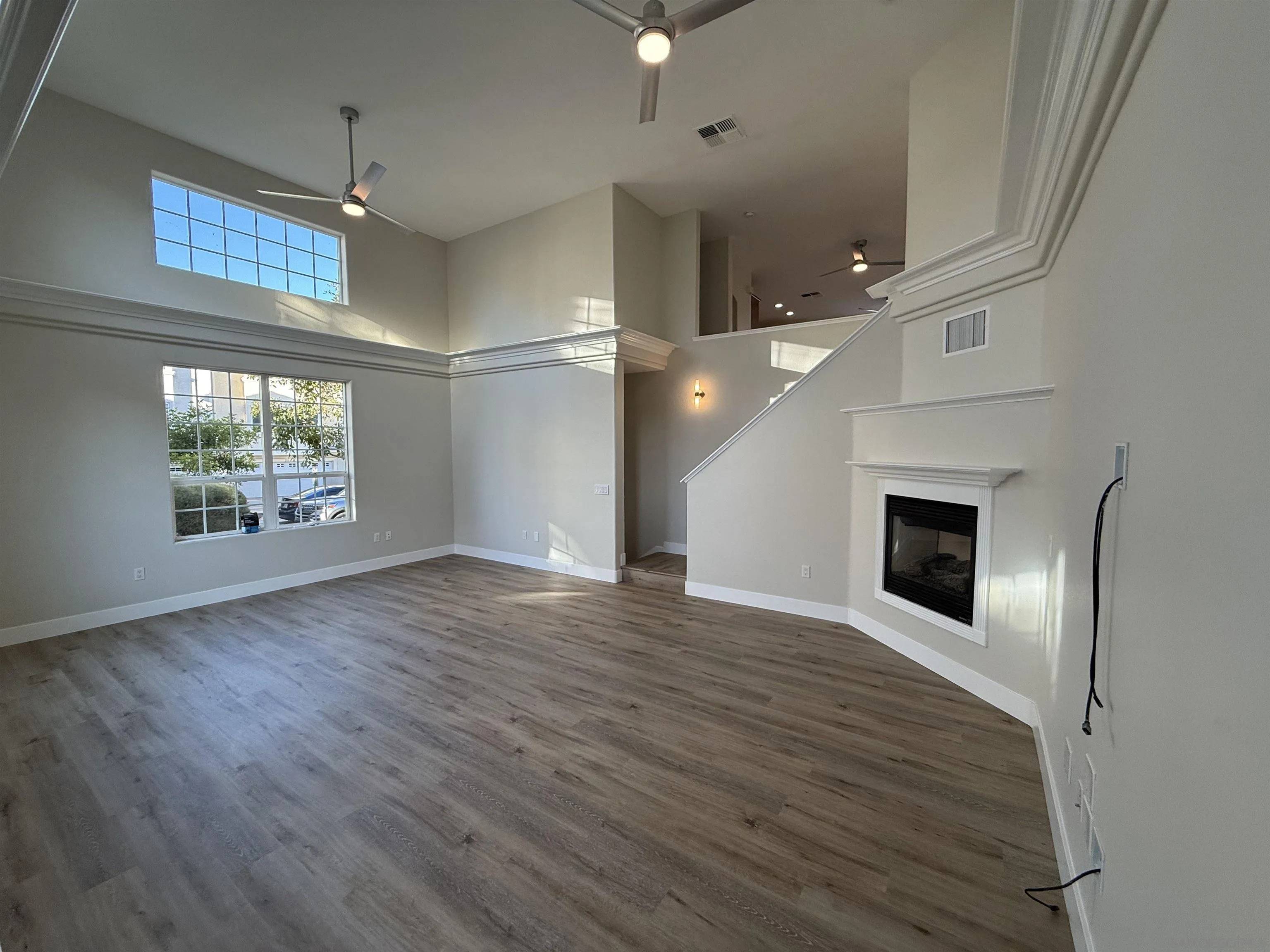El Cajon, CA 92020,362 Kentucky Avenue