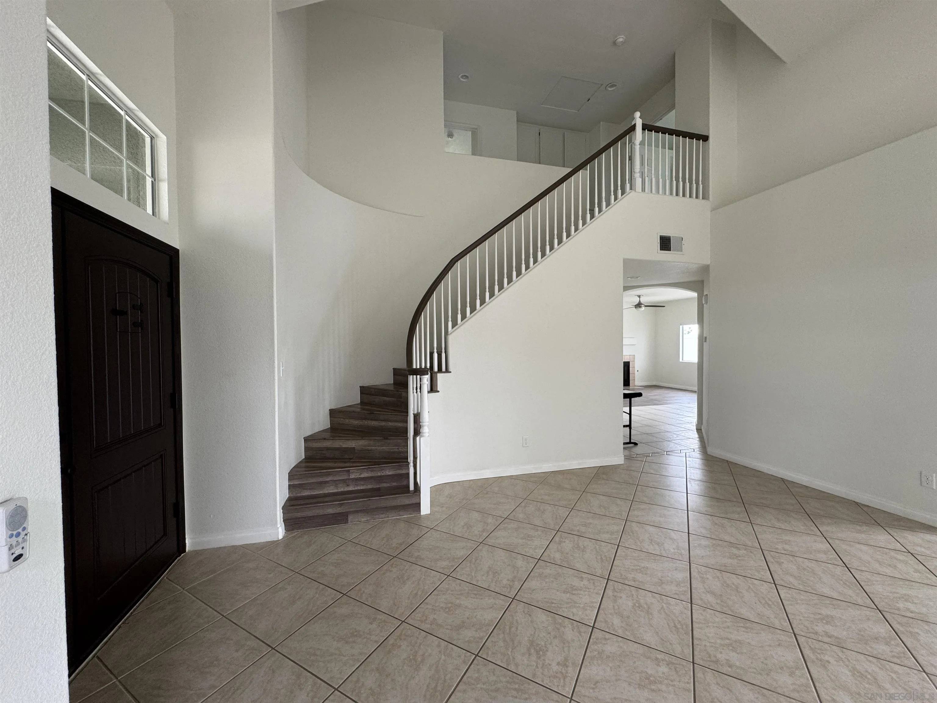 Oceanside, CA 92058,187 Plumosa St