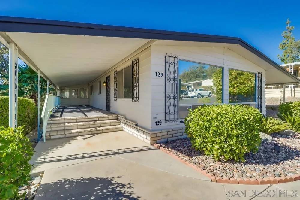 Valley Center, CA 92082,18218 Paradise Mountain Rd #SPC 129