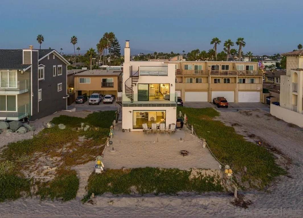 Imperial Beach, CA 91932,680-682 Ocean Ln