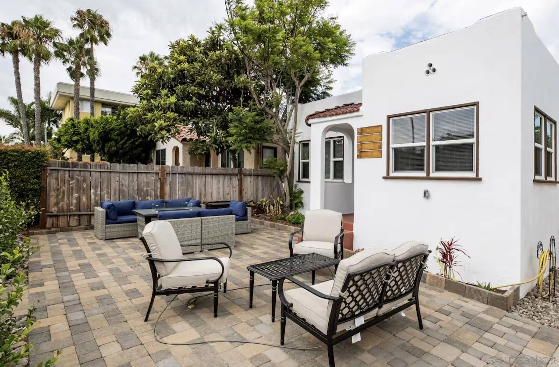 San Diego, CA 92109,4131 Lamont St