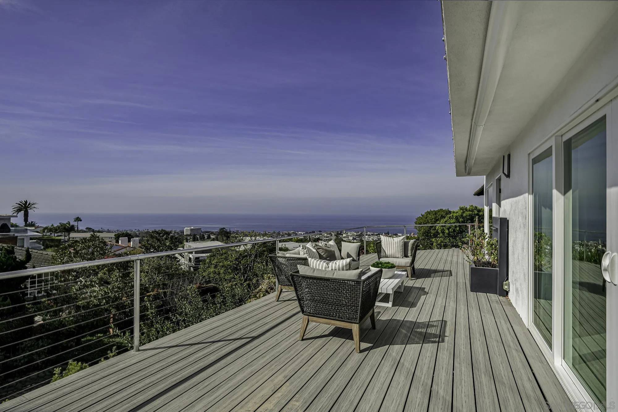 La Jolla, CA 92037,7324 Remley Place