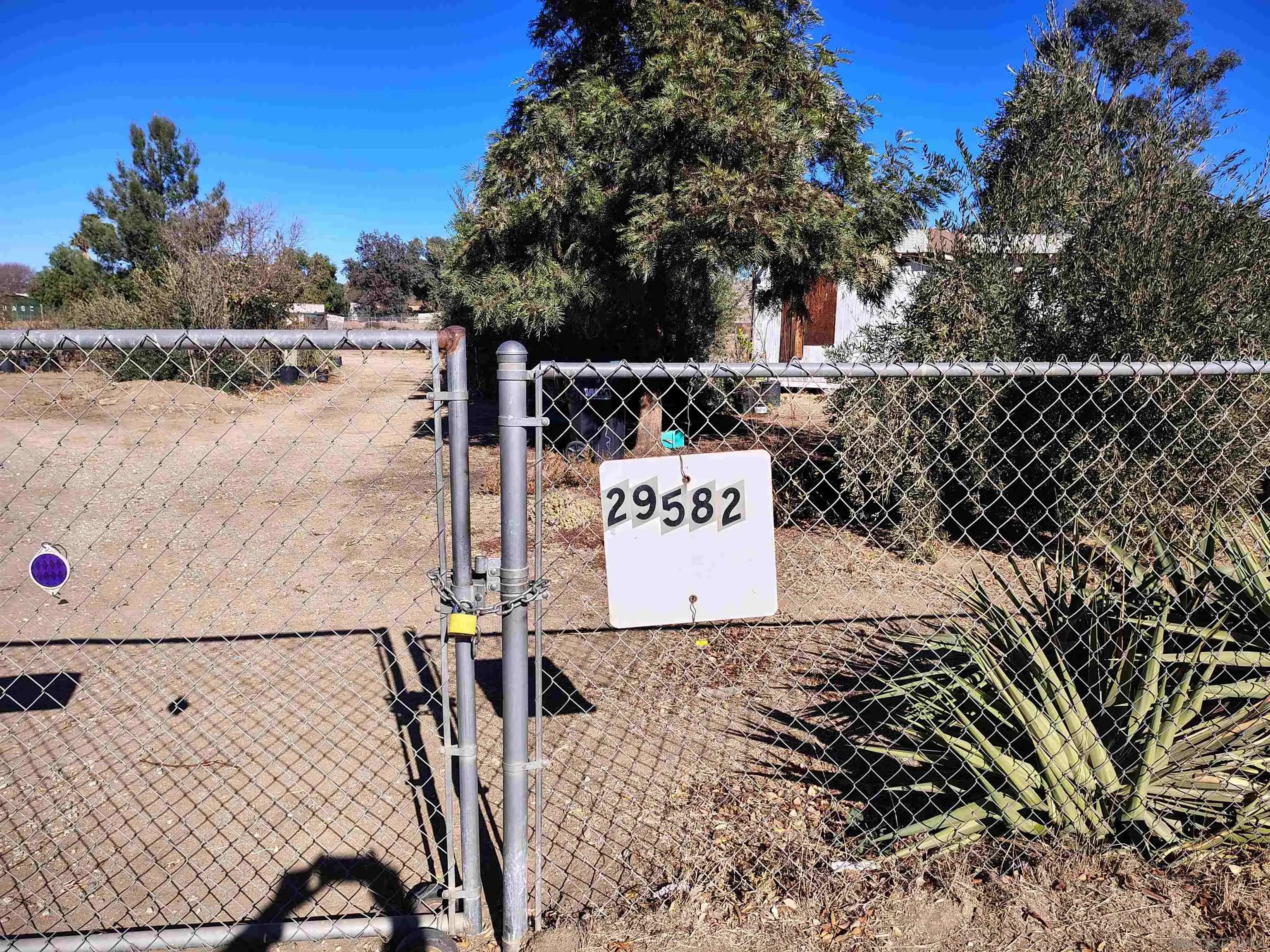 Romoland, CA 92585,29852 Patelli Way #1