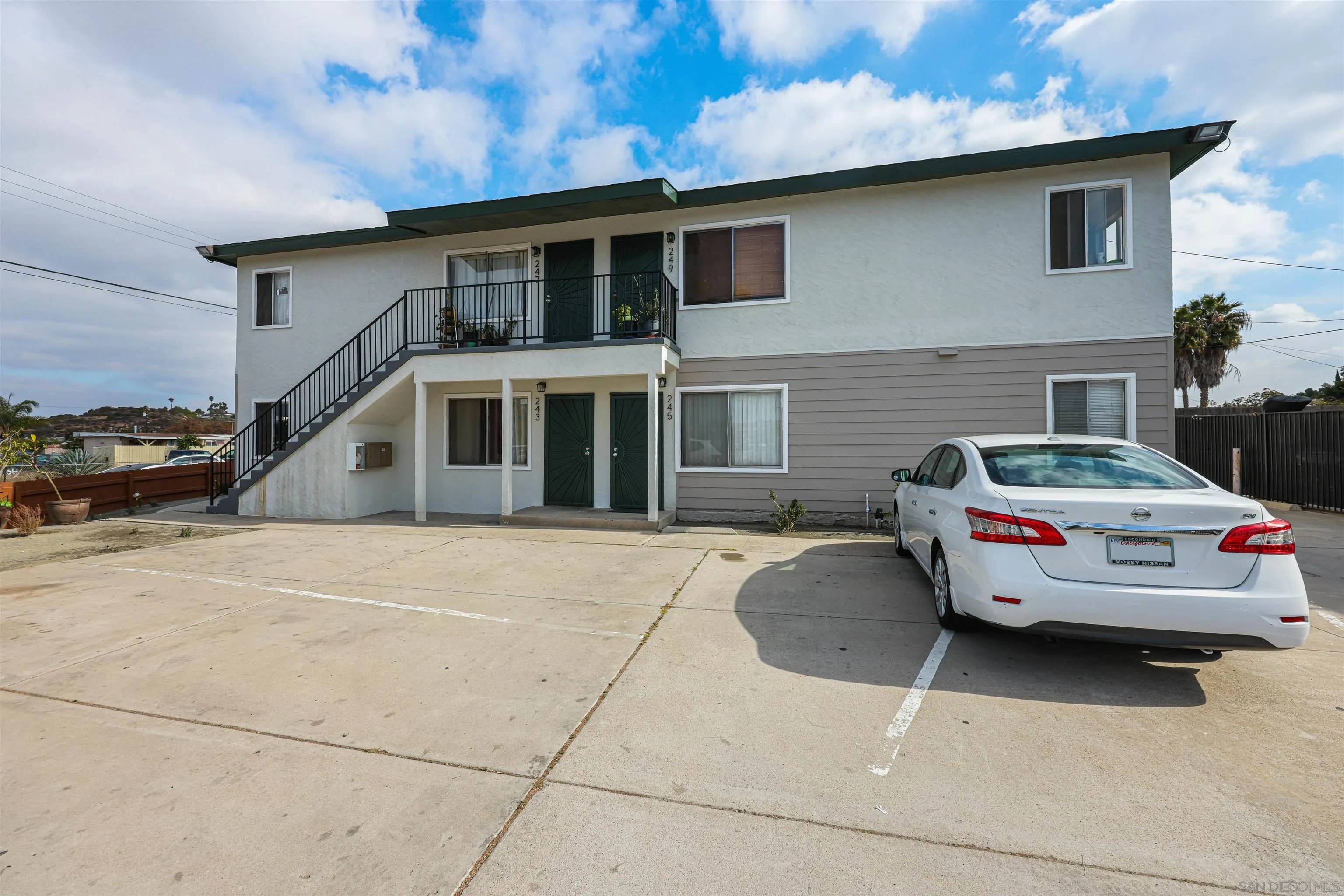 San Diego, CA 92114,243-49 San Jacinto Dr