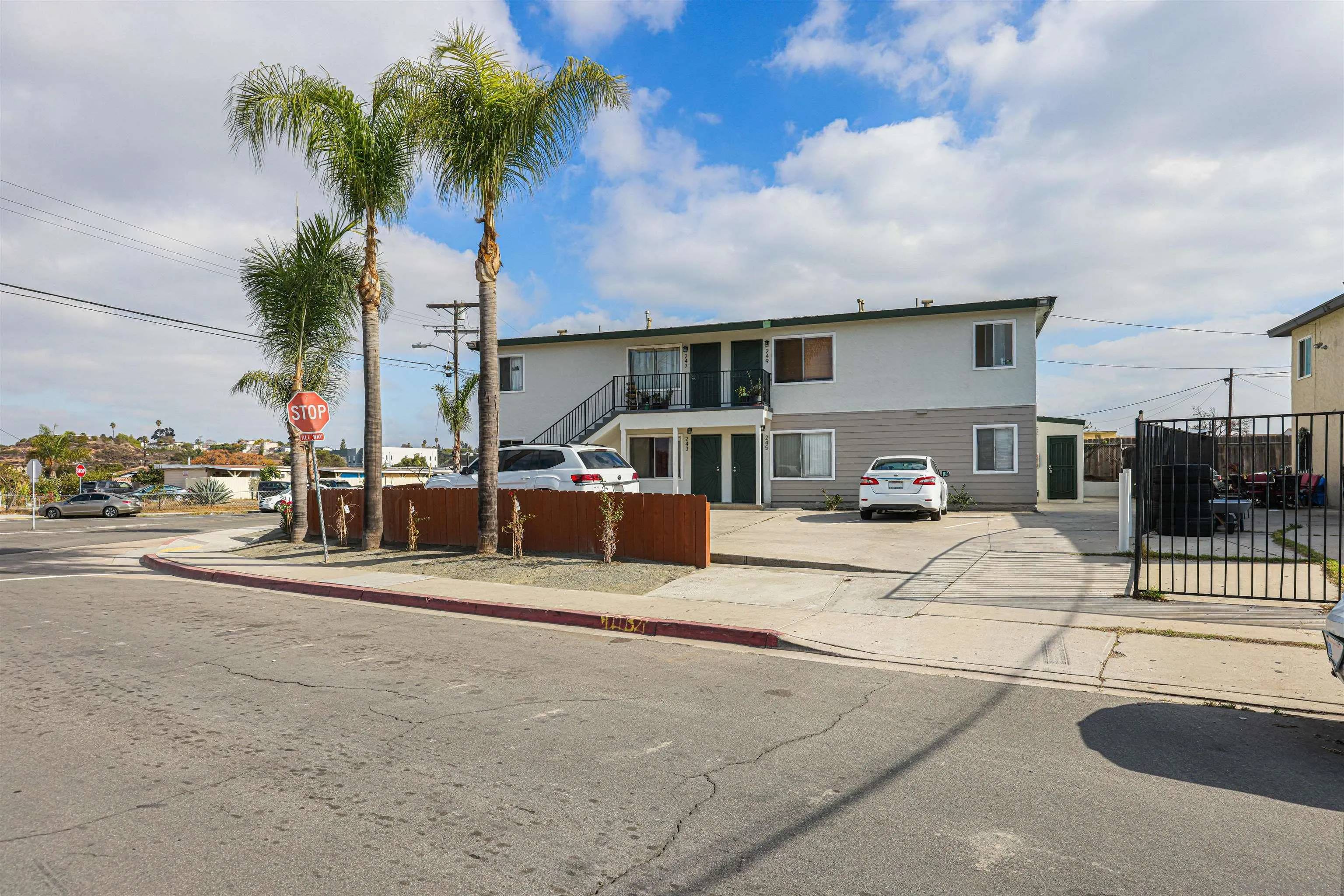 San Diego, CA 92114,243-49 San Jacinto Dr
