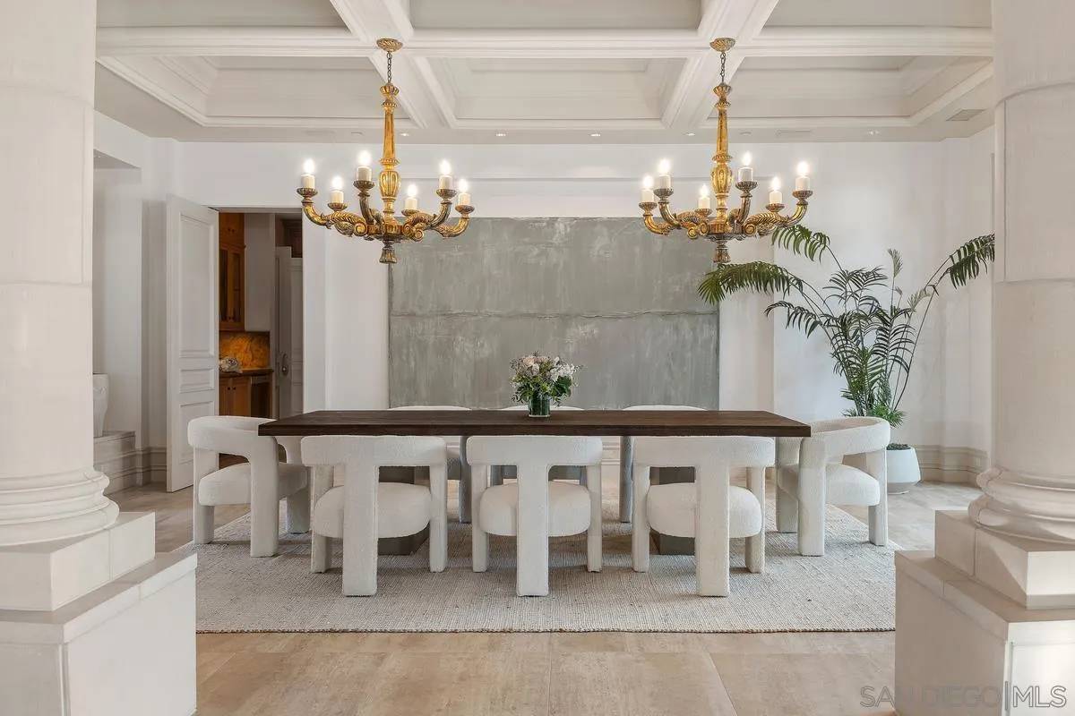 Rancho Santa Fe, CA 92067,6372 Las Colinas