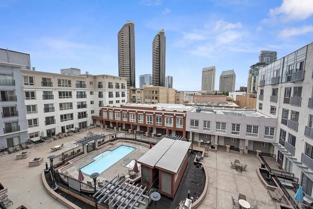 San Diego, CA 92101,445 Island Avenue #614