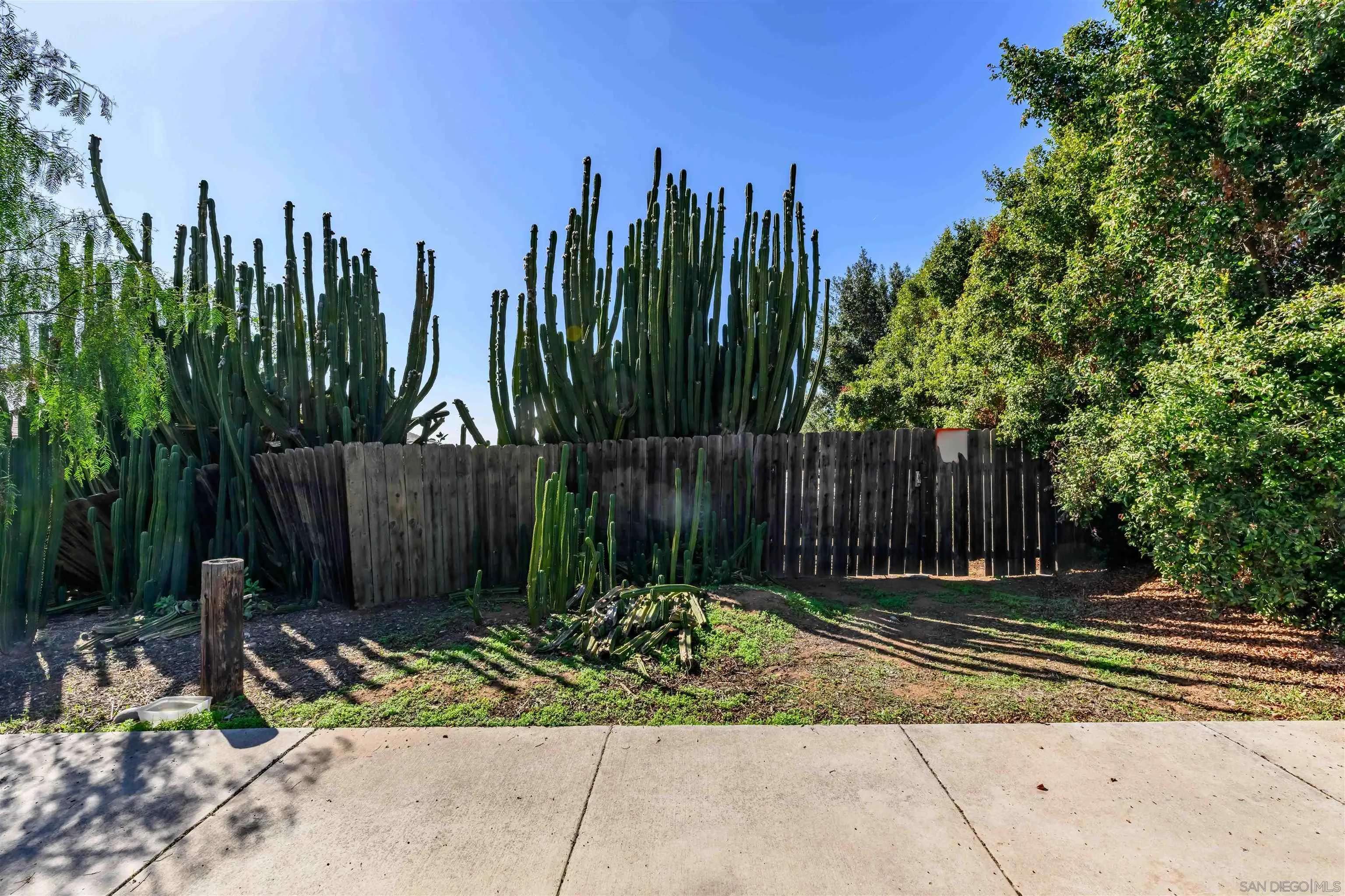 San Diego, CA 92114,720 Selma Place #48
