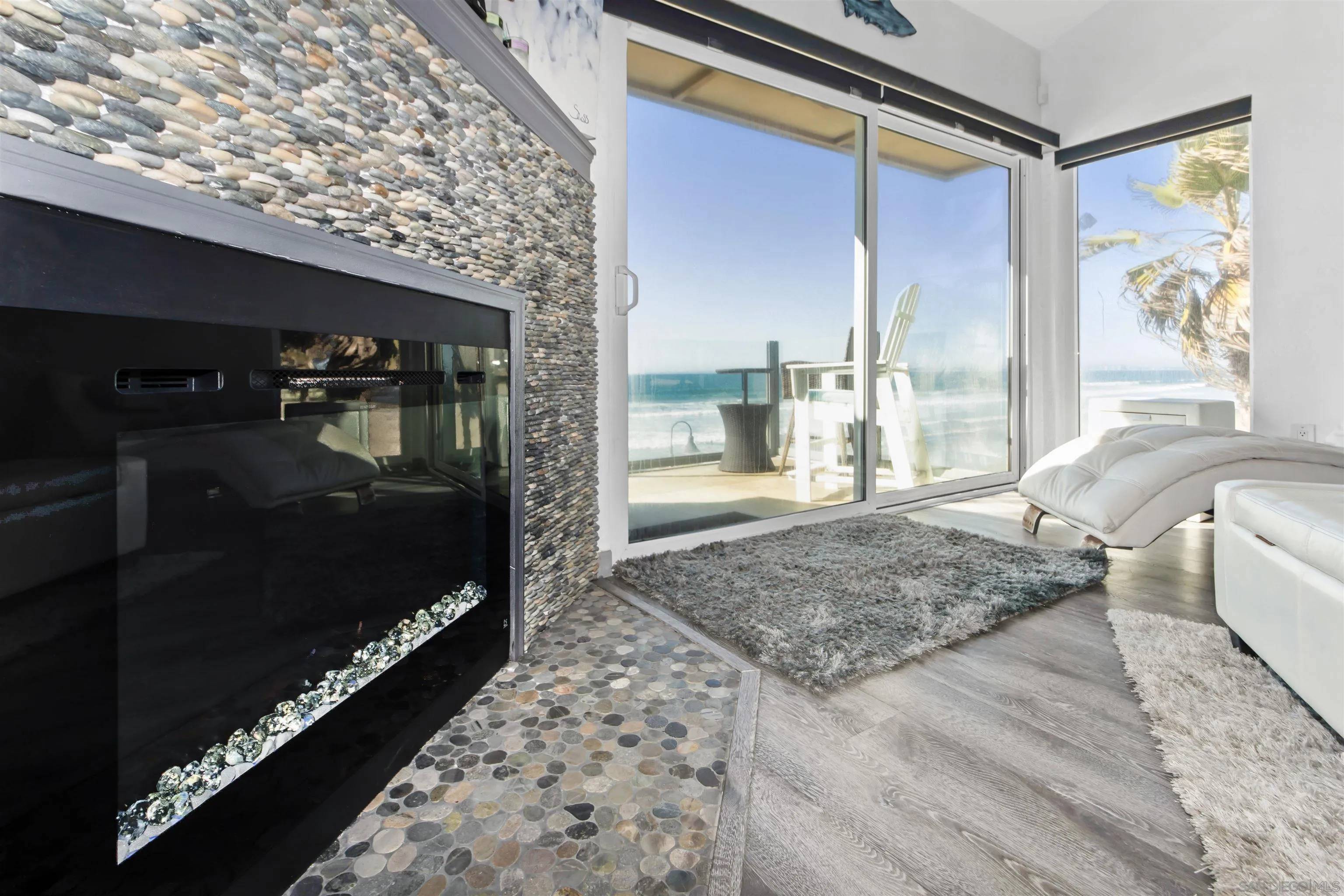 Imperial Beach, CA 91932,706 Ocean Ln
