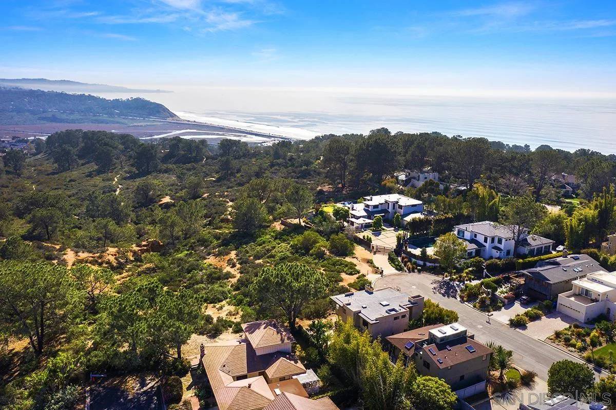 Del Mar, CA 92014,13613 Mar Scenic