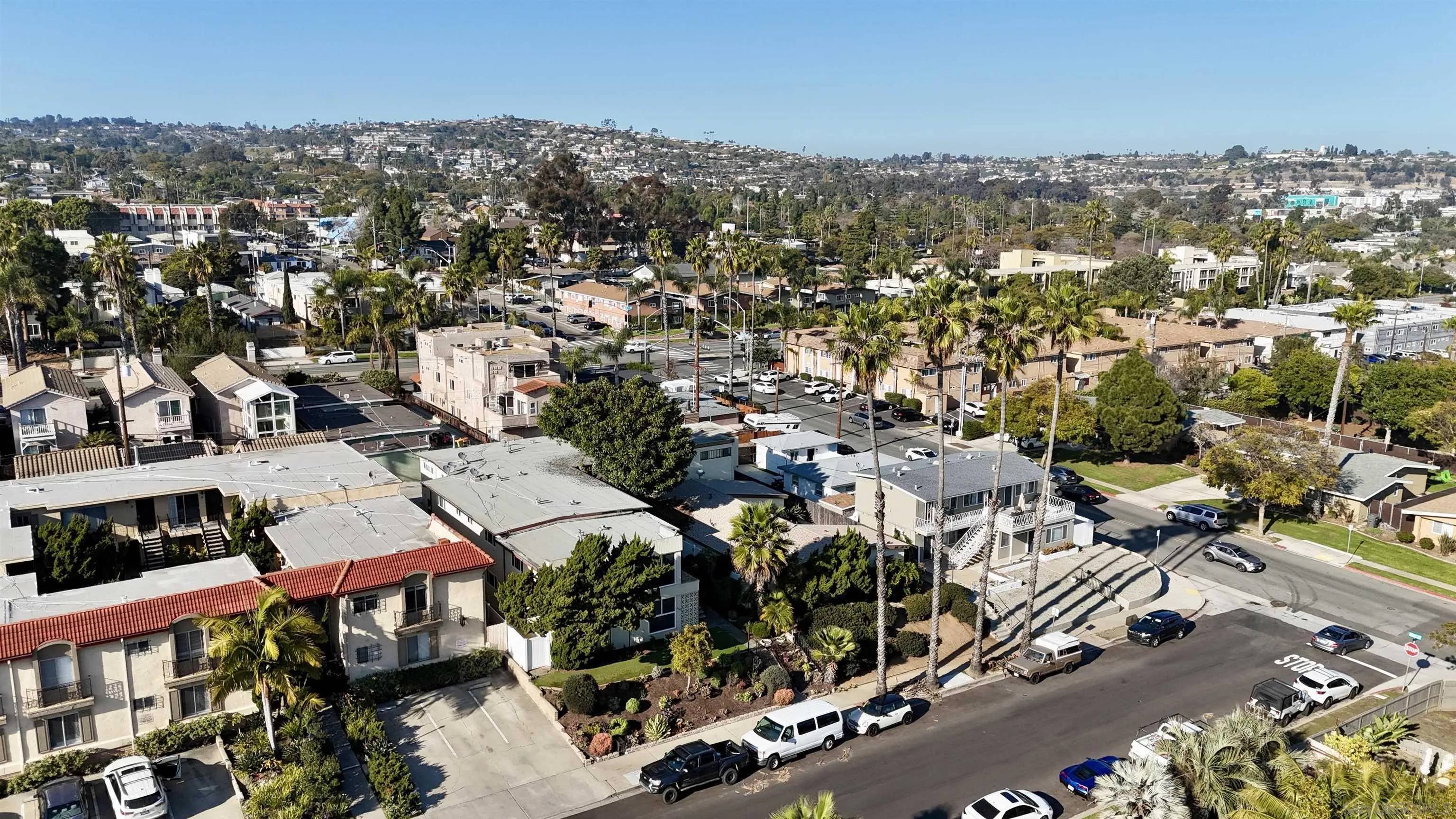 San Diego, CA 92109,2162 Thomas