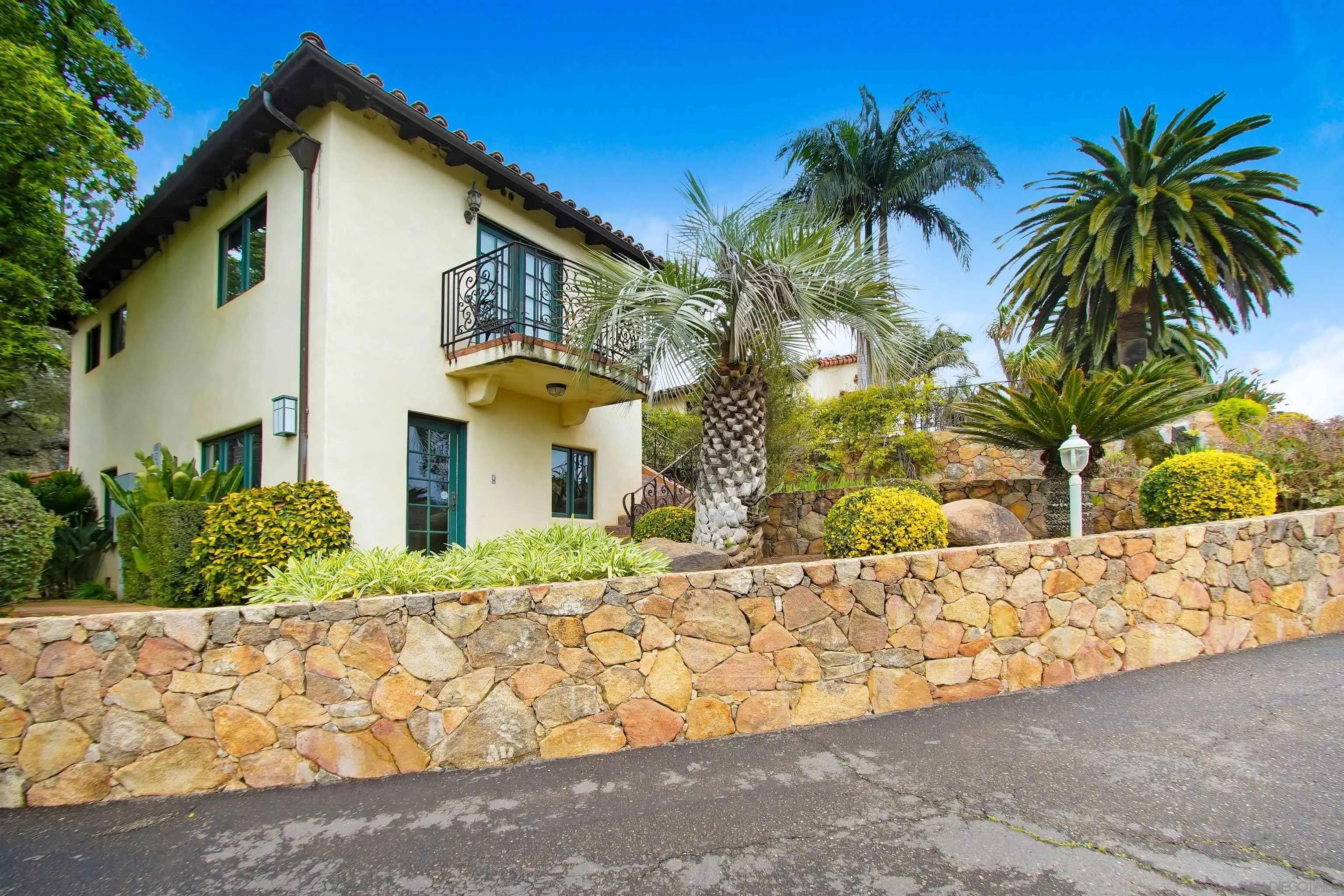 Escondido, CA 92027,16757 Old Guejito Grade Road