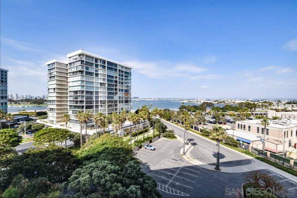 Coronado, CA 92118,1830 Avenida Del Mundo #508