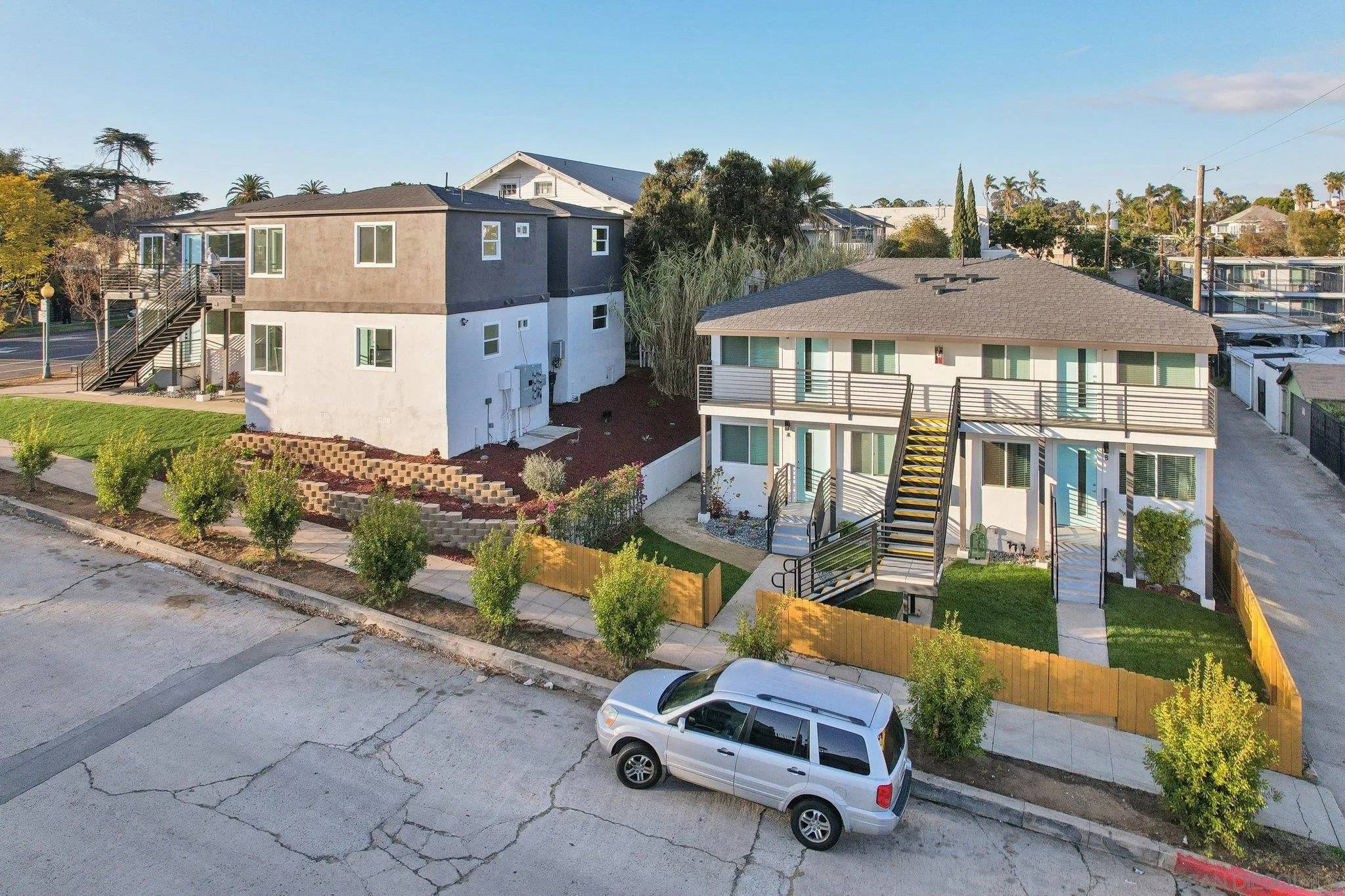 San Diego, CA 92102,2520 E Street