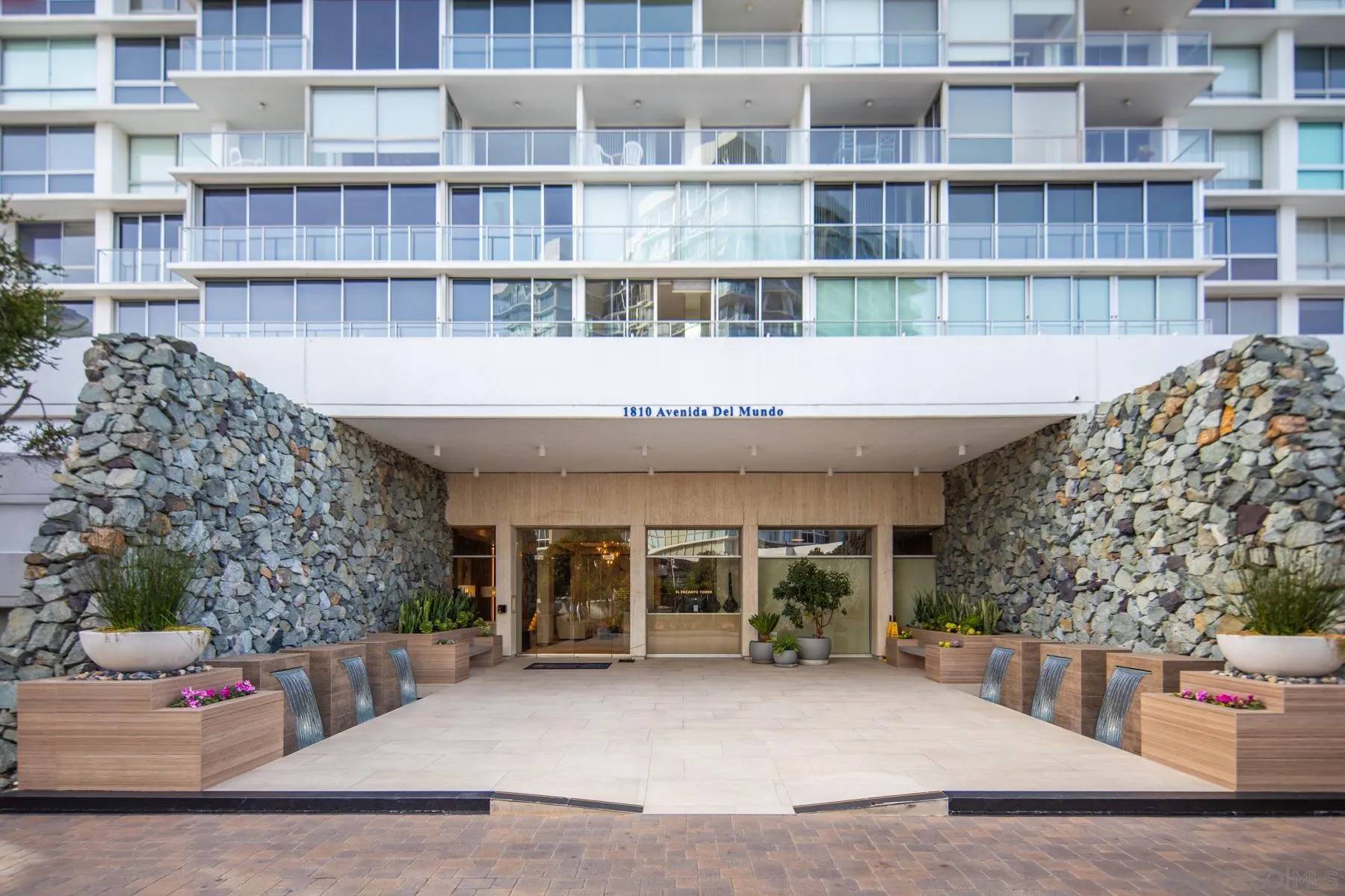 Coronado, CA 92118,1810 Avenida Del Mundo #907