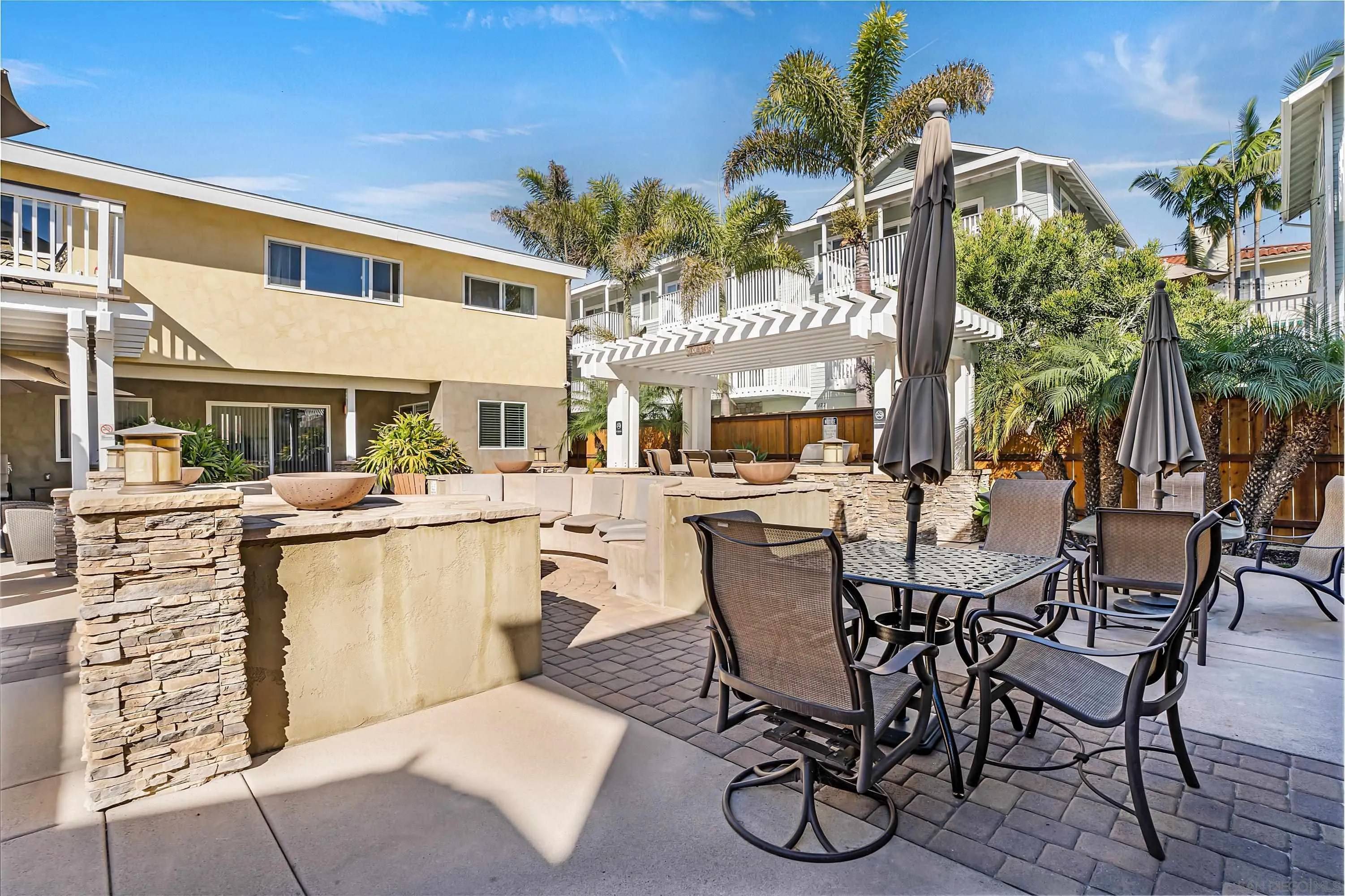 Carlsbad, CA 92008,150 Walnut Ave