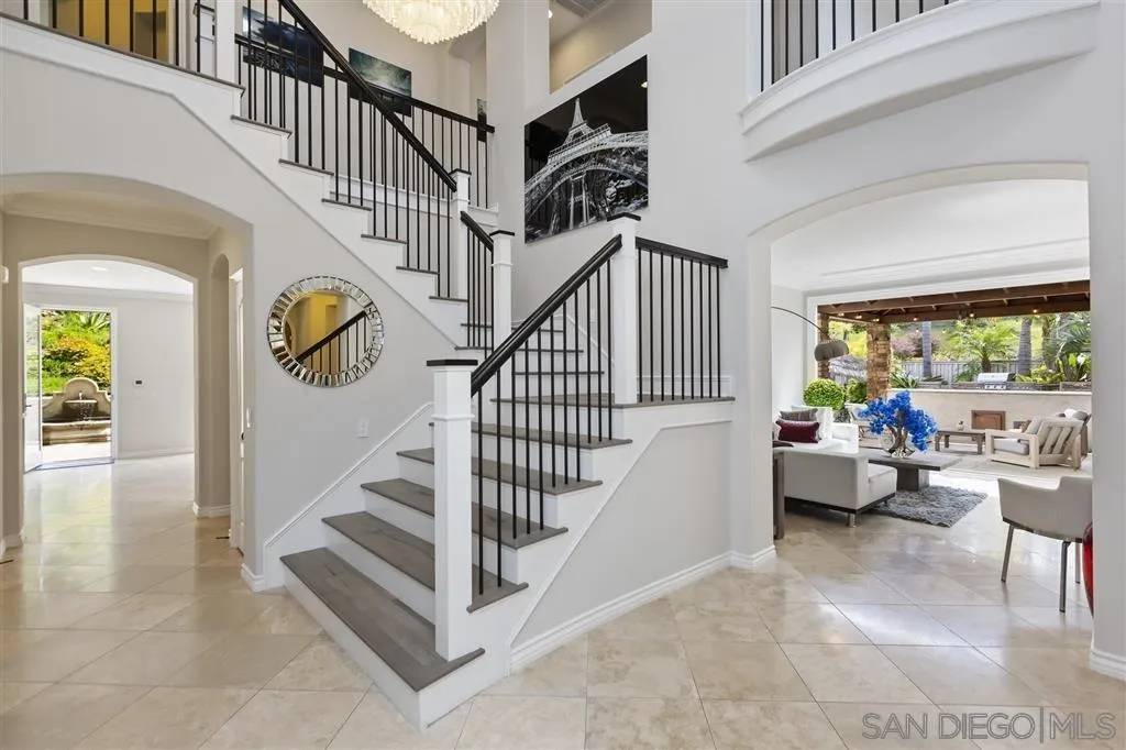 Carlsbad, CA 92009,3289 Avenida De Sueno