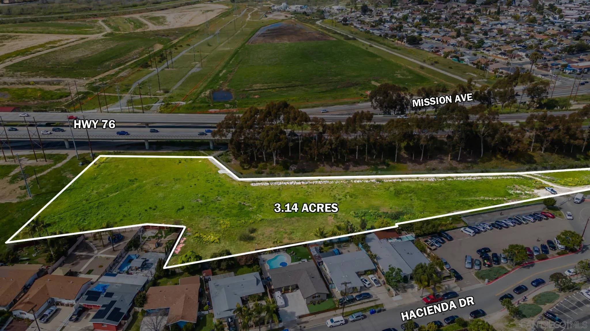 Oceanside, CA 92058,Hacienda Dr #1