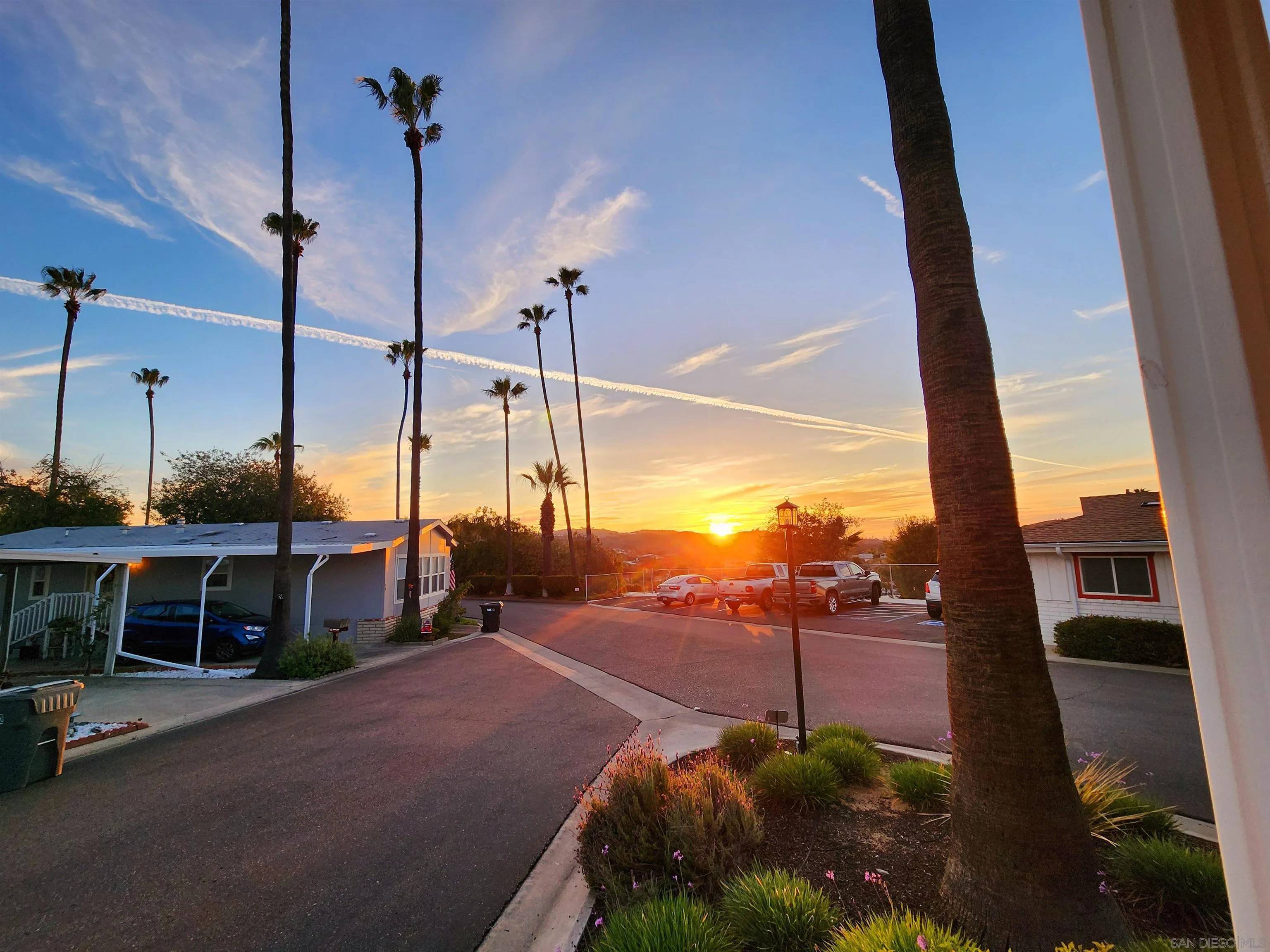 Lakeside, CA 92040,13594 Highway 8 business #30