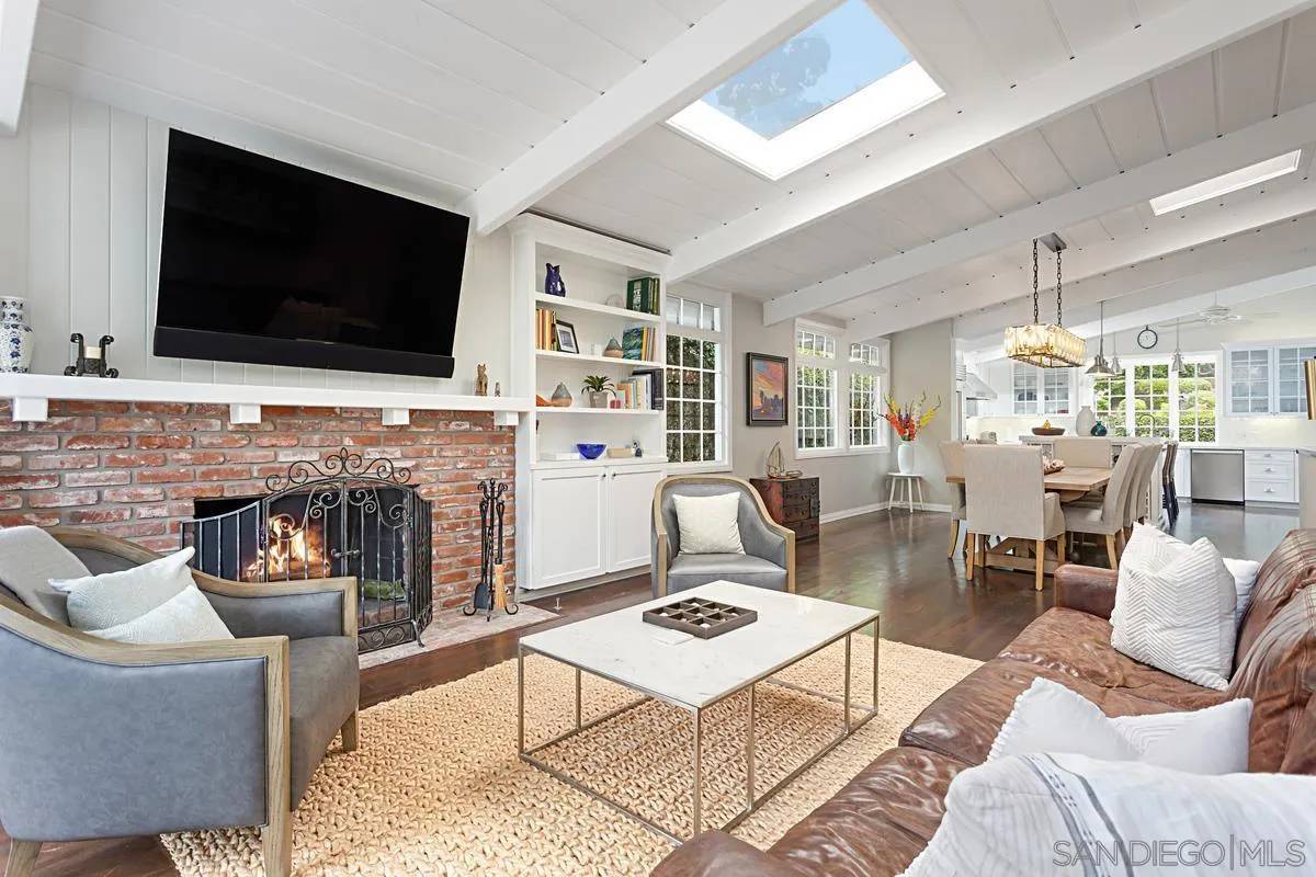 Del Mar, CA 92014,451 Zuni Drive
