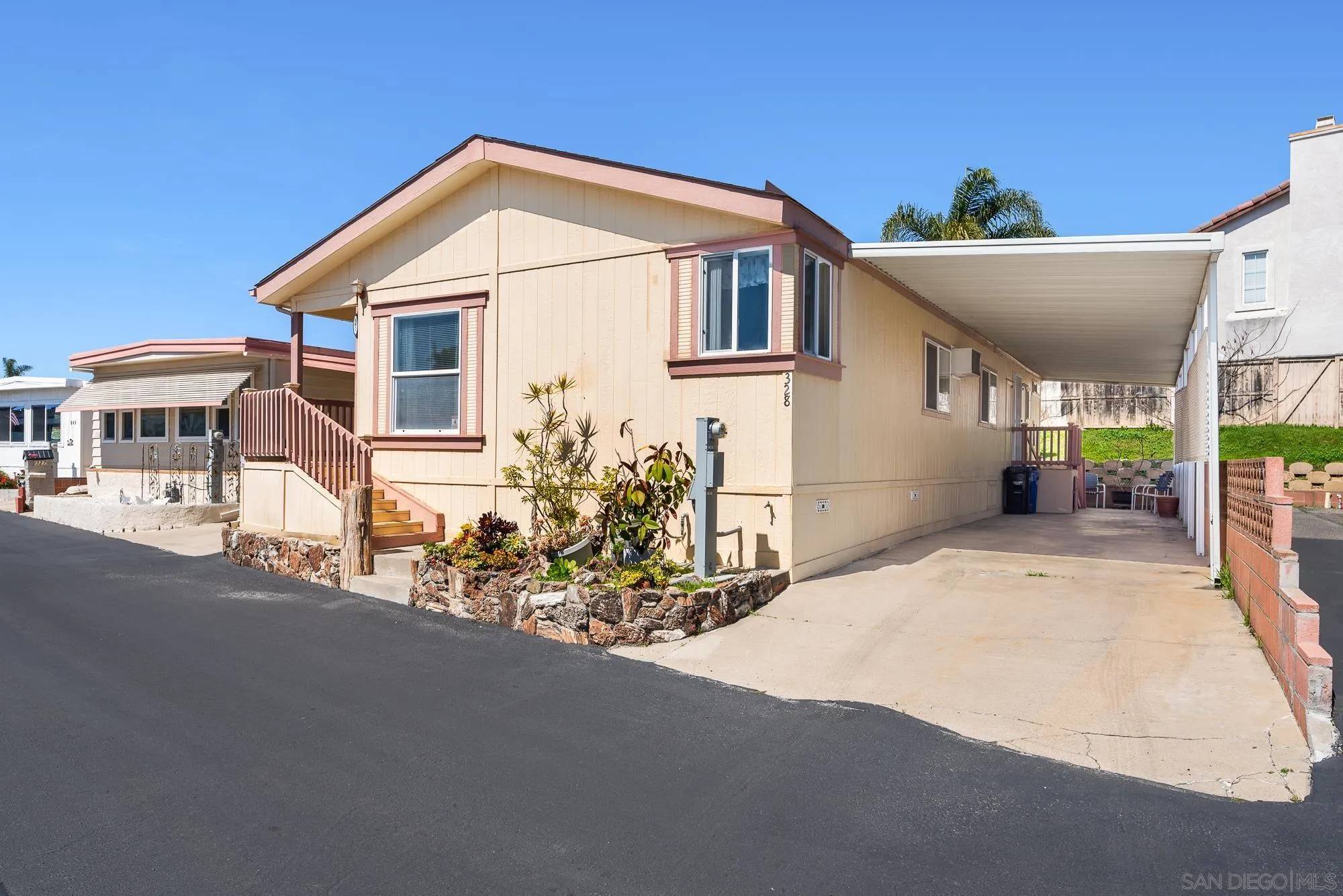 Oceanside, CA 92057,328 Killdeer