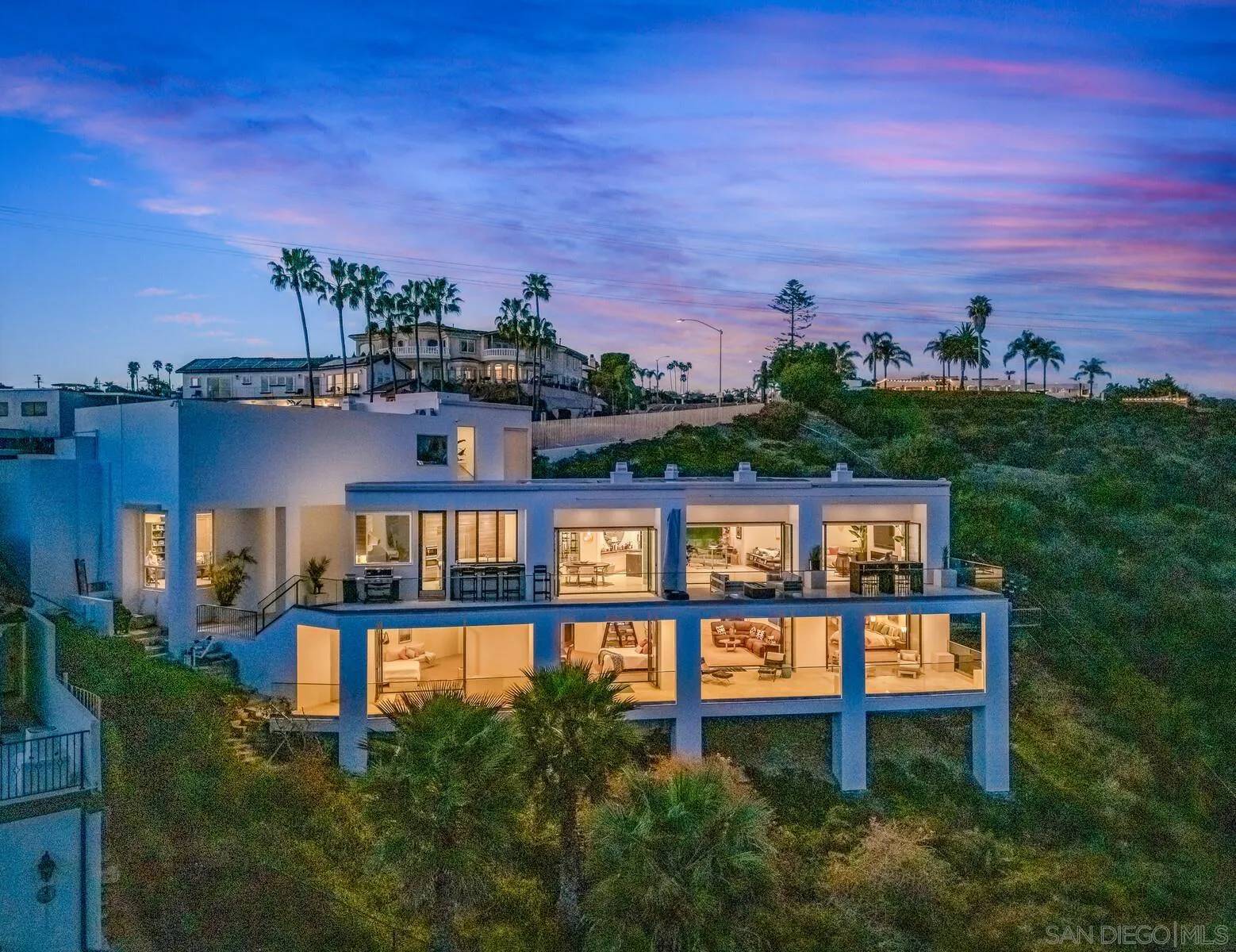 La Jolla, CA 92037,5775 La Jolla Mesa
