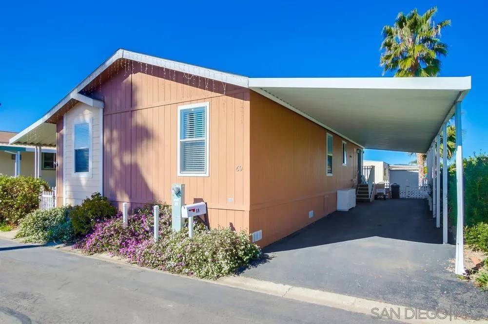 El Cajon, CA 92021,450 E Bradley Ave #SPC 69