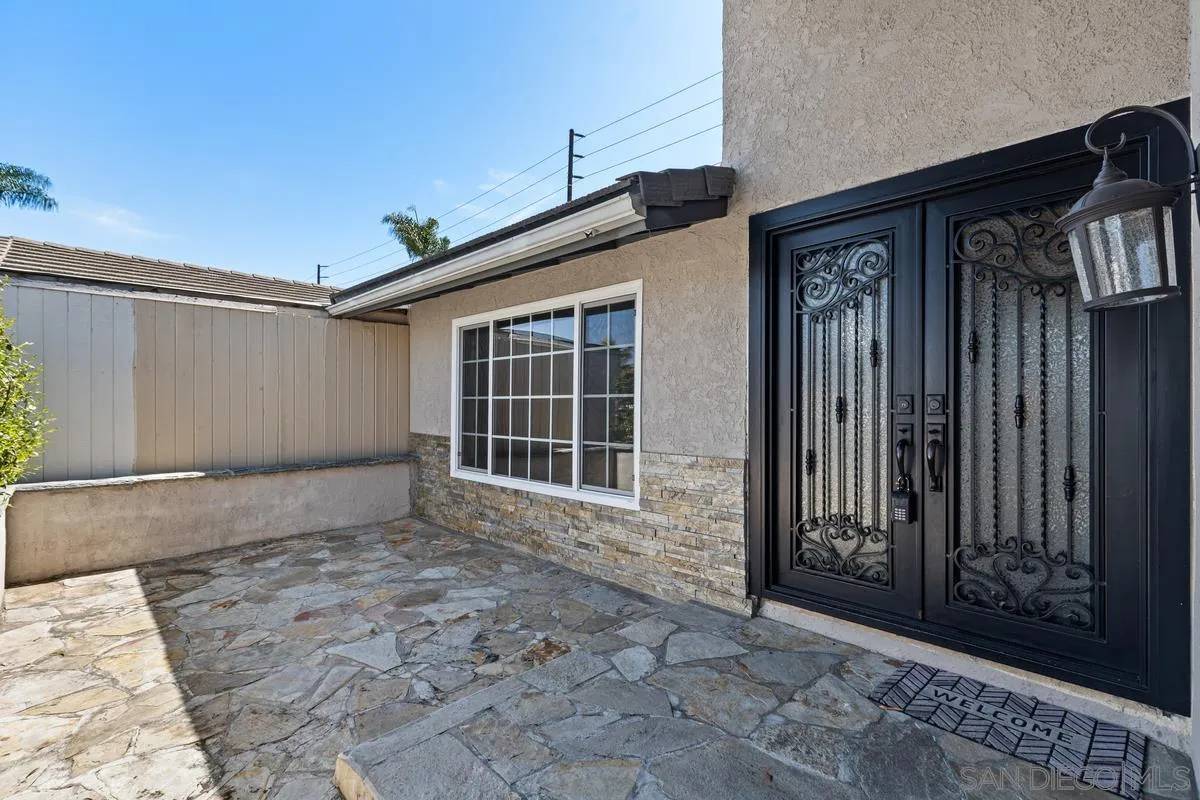 Fountain Valley, CA 92708,9388 Warbler Ave