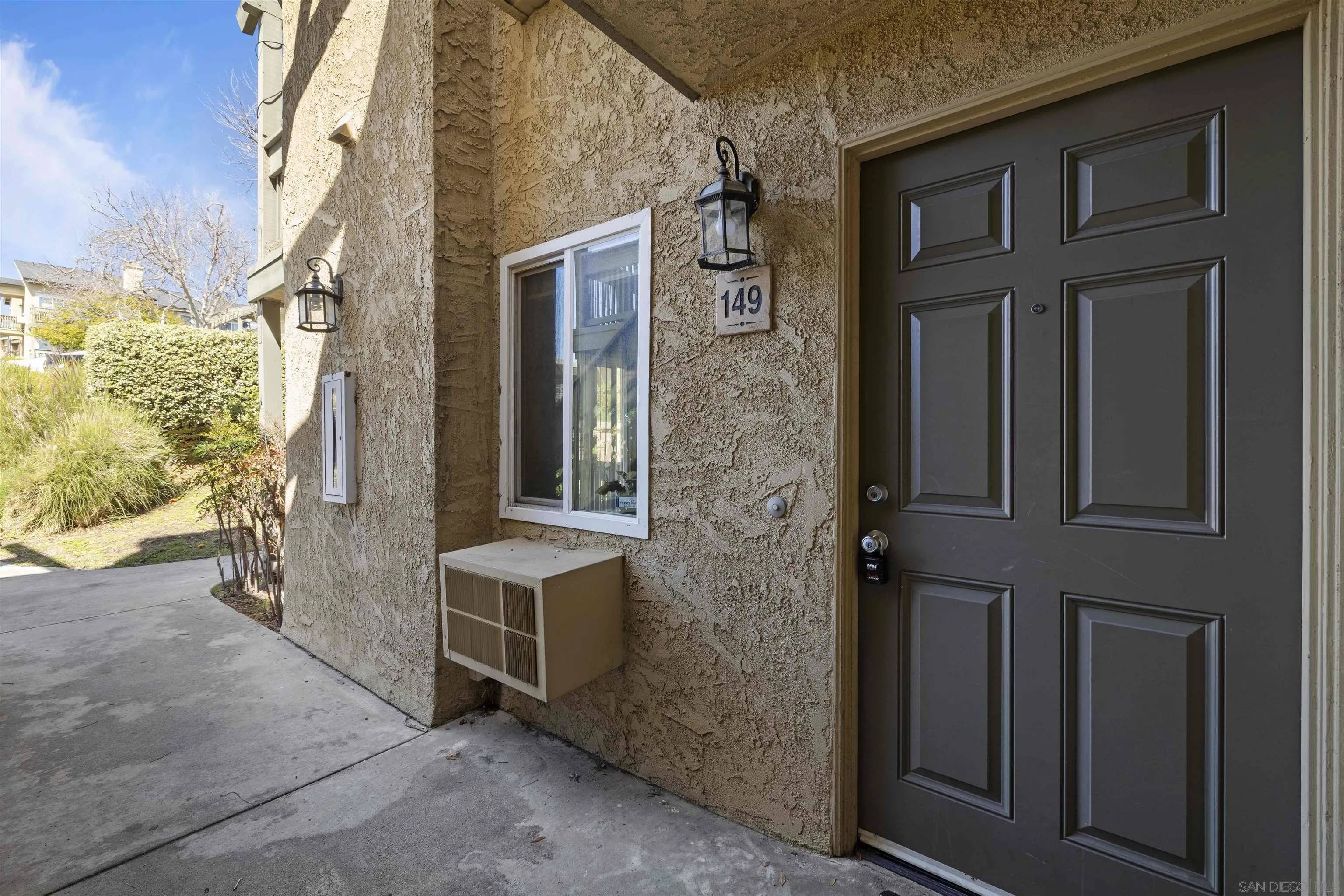 Escondido, CA 92026,225 W El Norte Parkway #149