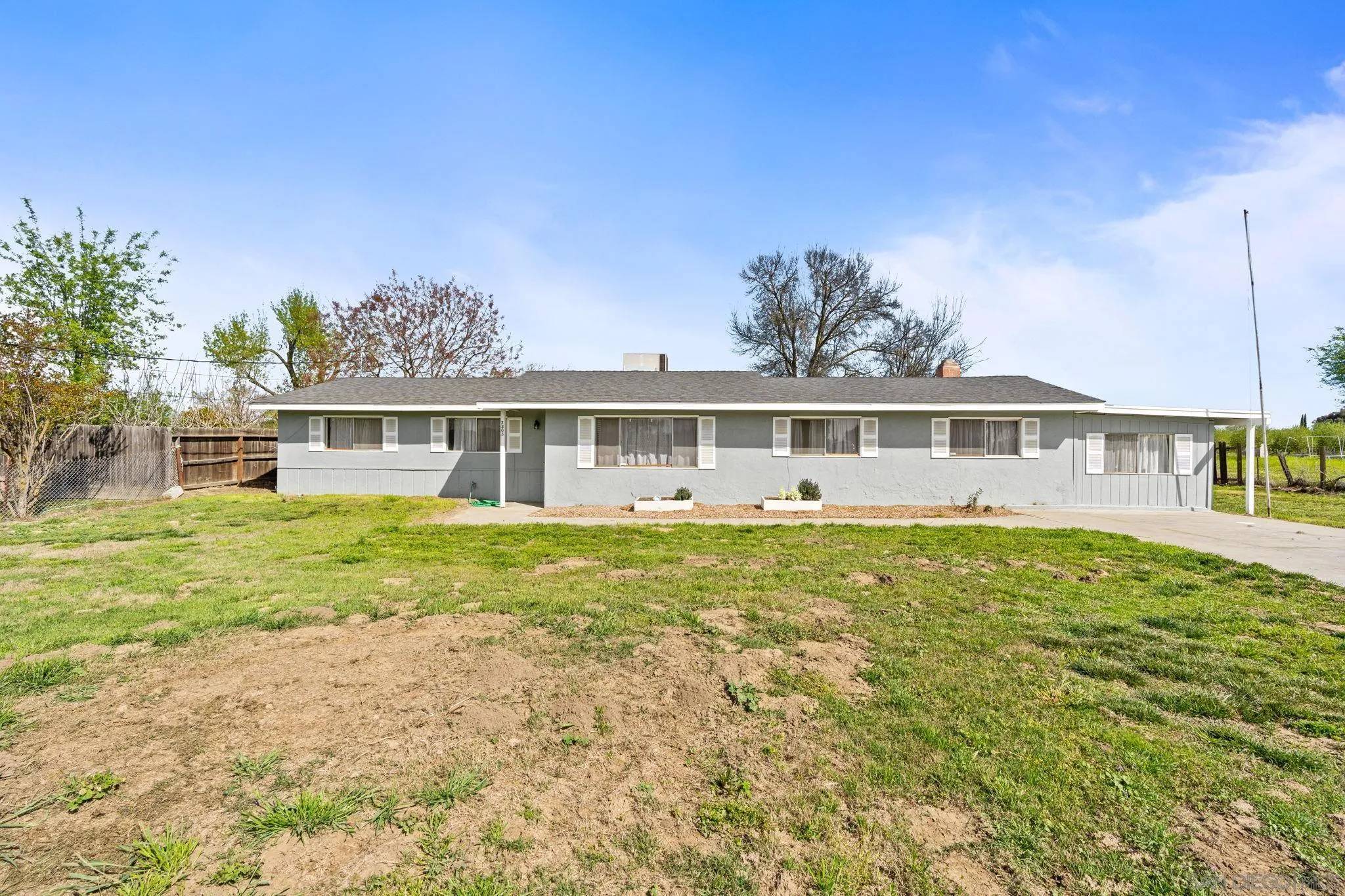 Lemoore, CA 93245,7305 Highway 41