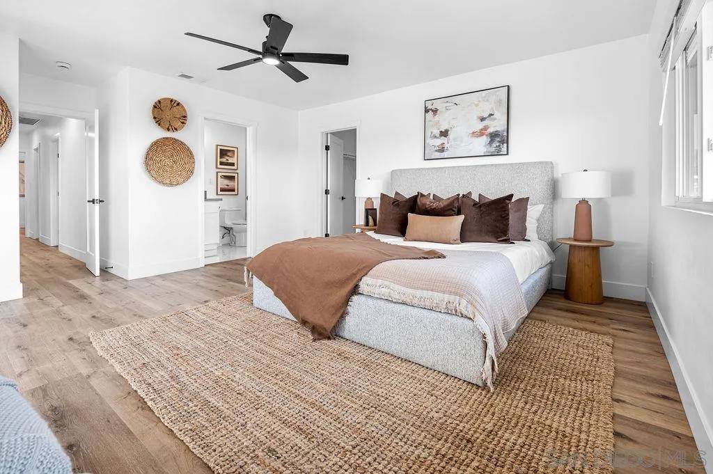 San Diego, CA 92110,5057 September St