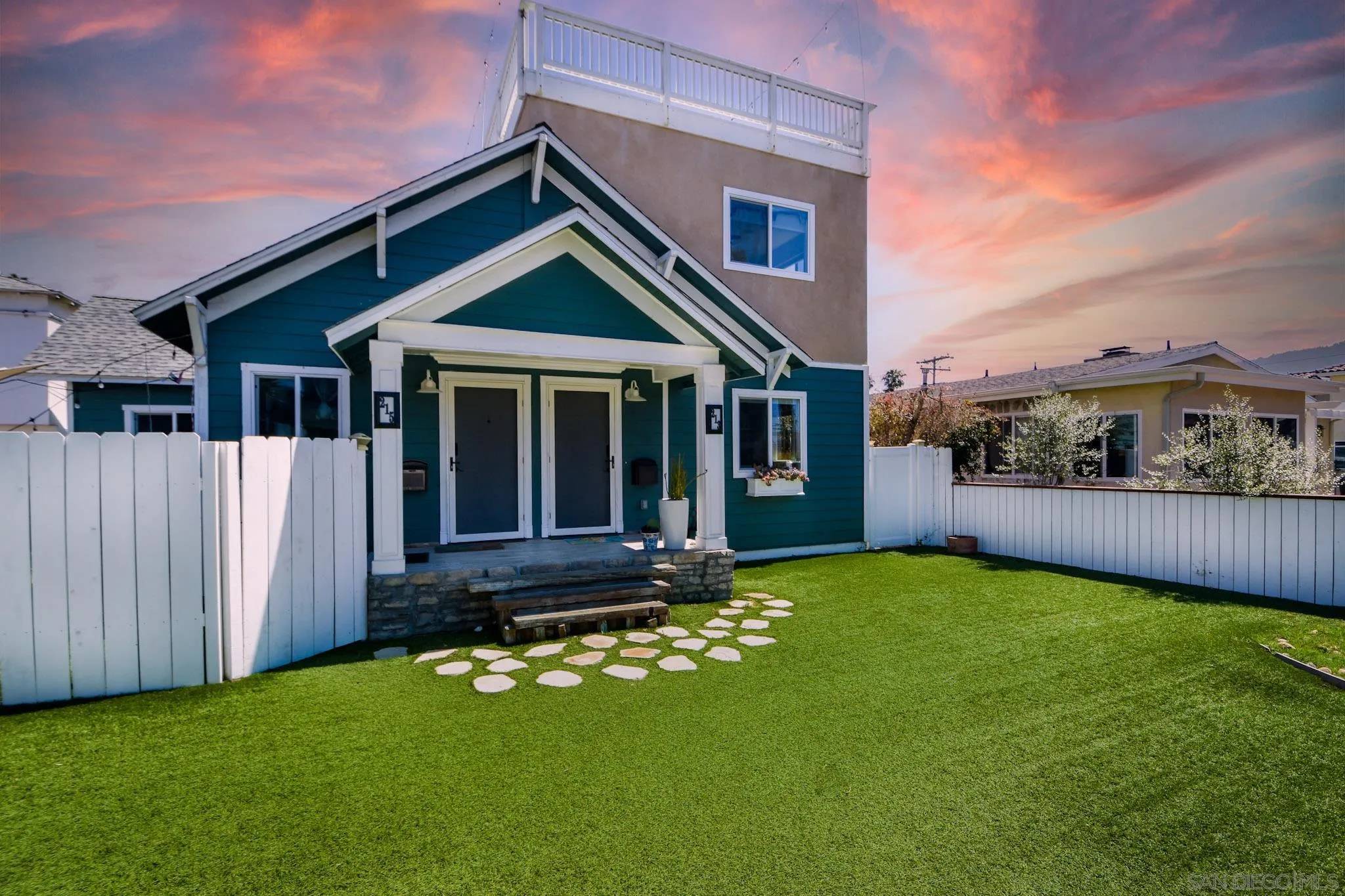 Imperial Beach, CA 91932,213 Evergreen Street