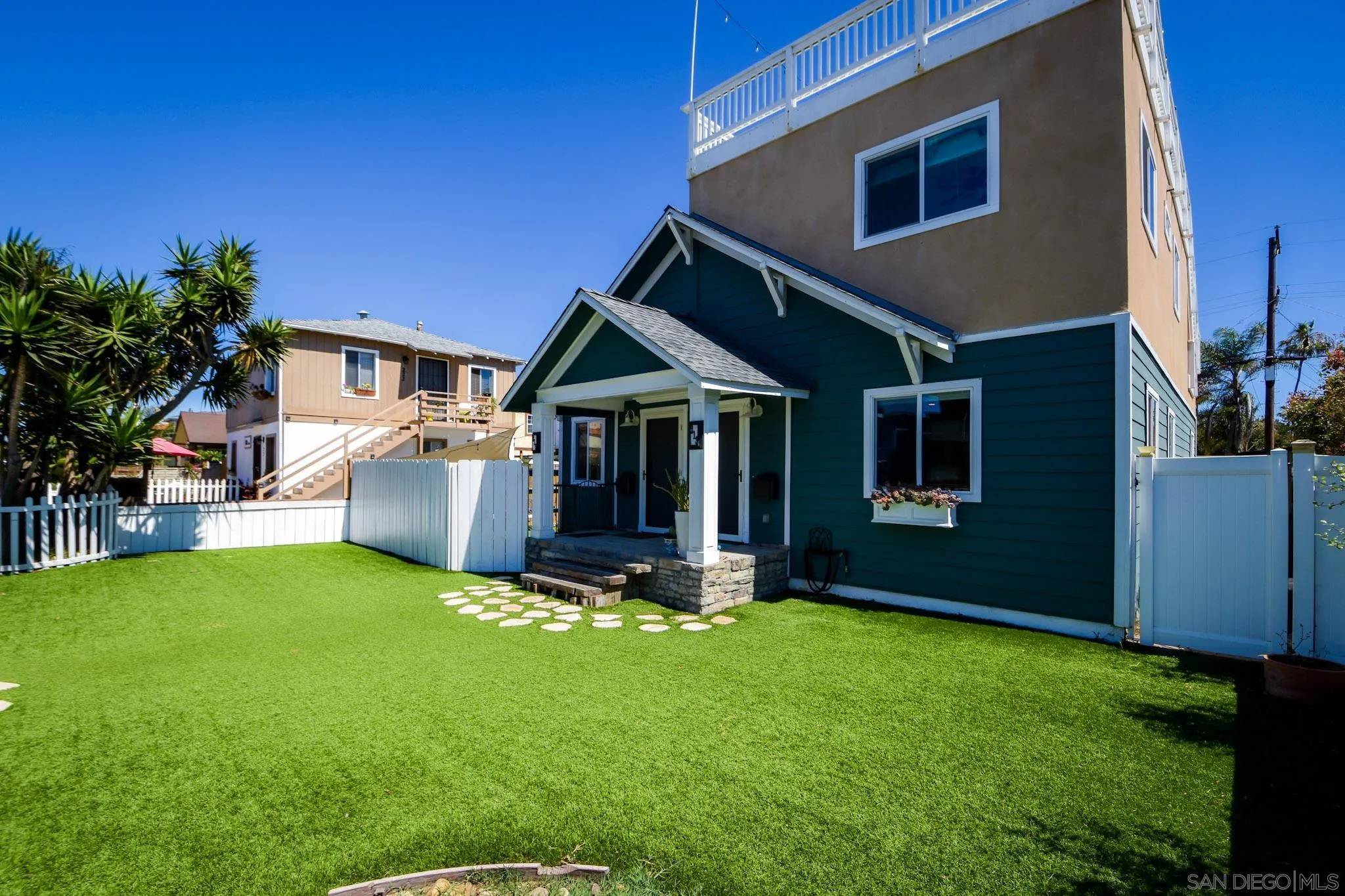 Imperial Beach, CA 91932,213 Evergreen Street