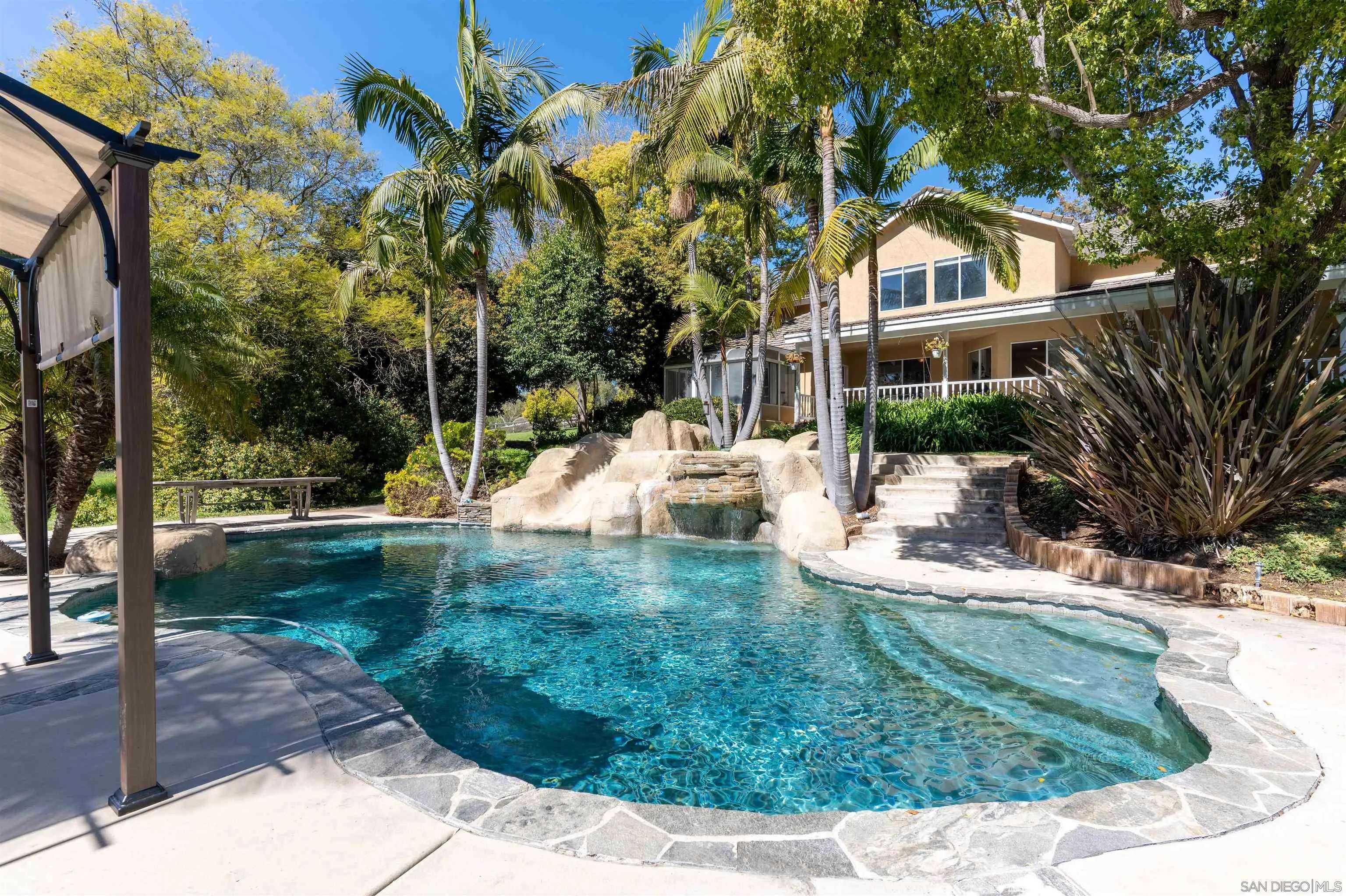 Fallbrook, CA 92028,2891 Los Alisos Dr