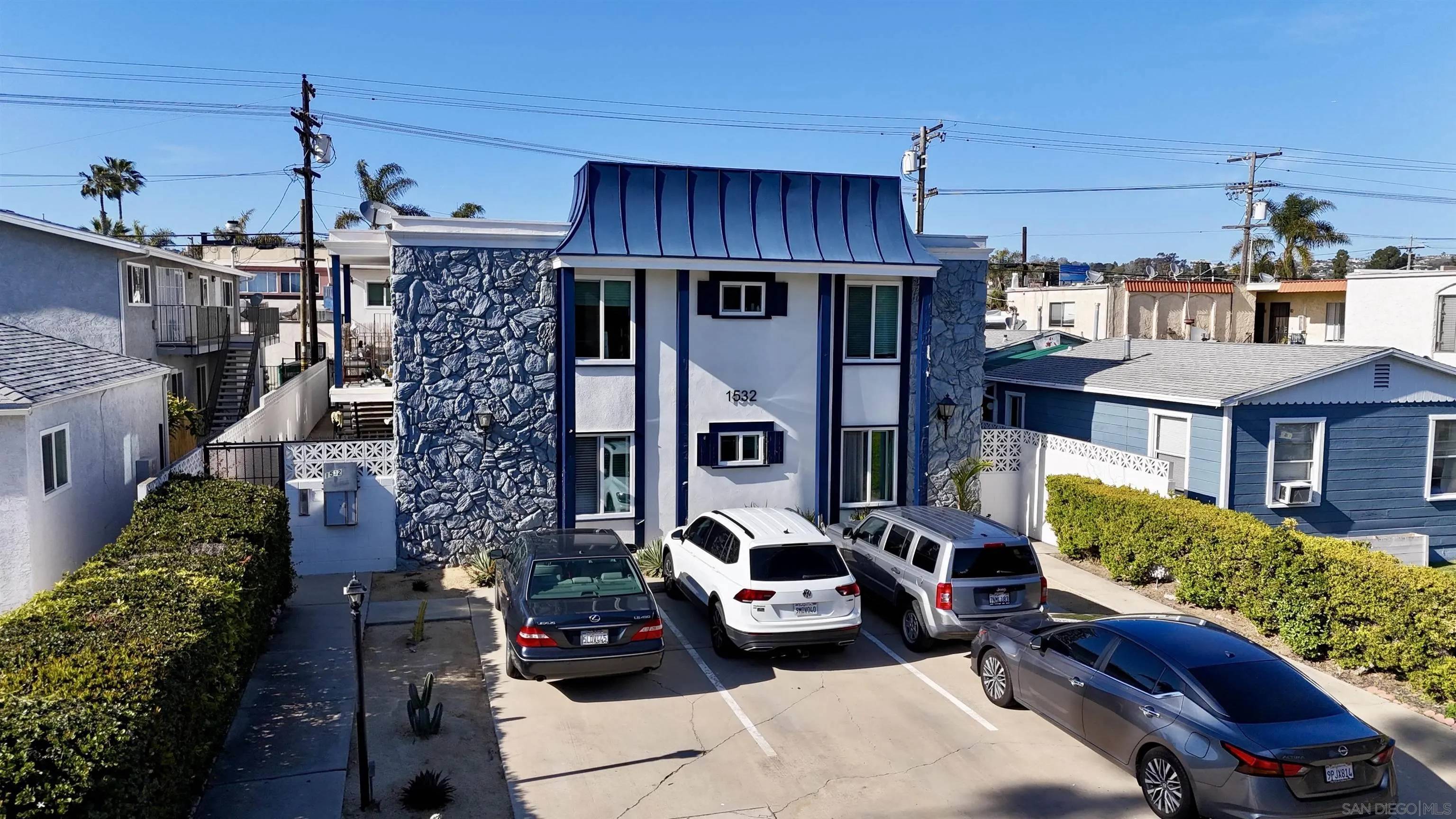 San Diego, CA 92109,1532 Hornblend Street