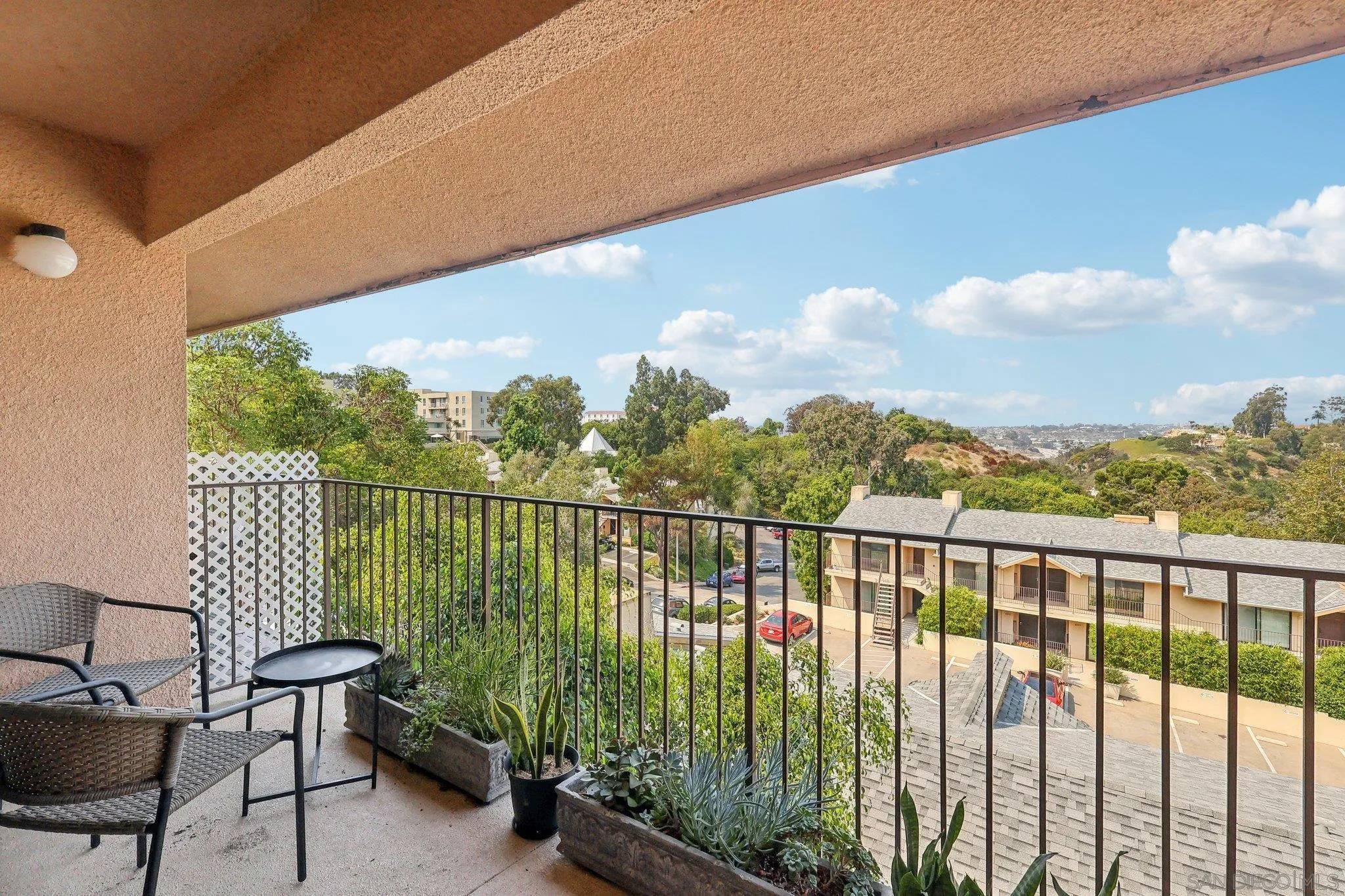 San Diego, CA 92103,4253 5Th Ave