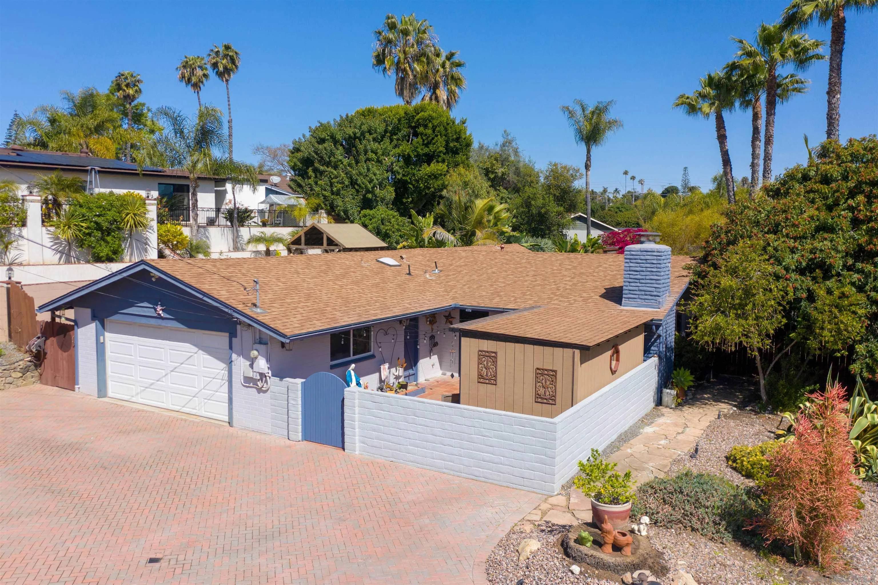 Vista, CA 92083,757 Anns Way
